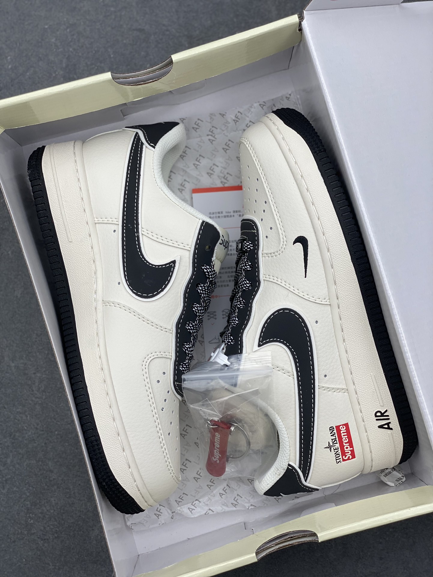 NIKE Air Force 1 '07 Low Stone Island Supreme - White/Black - Limited Edition 10 i1731878368 8249 8