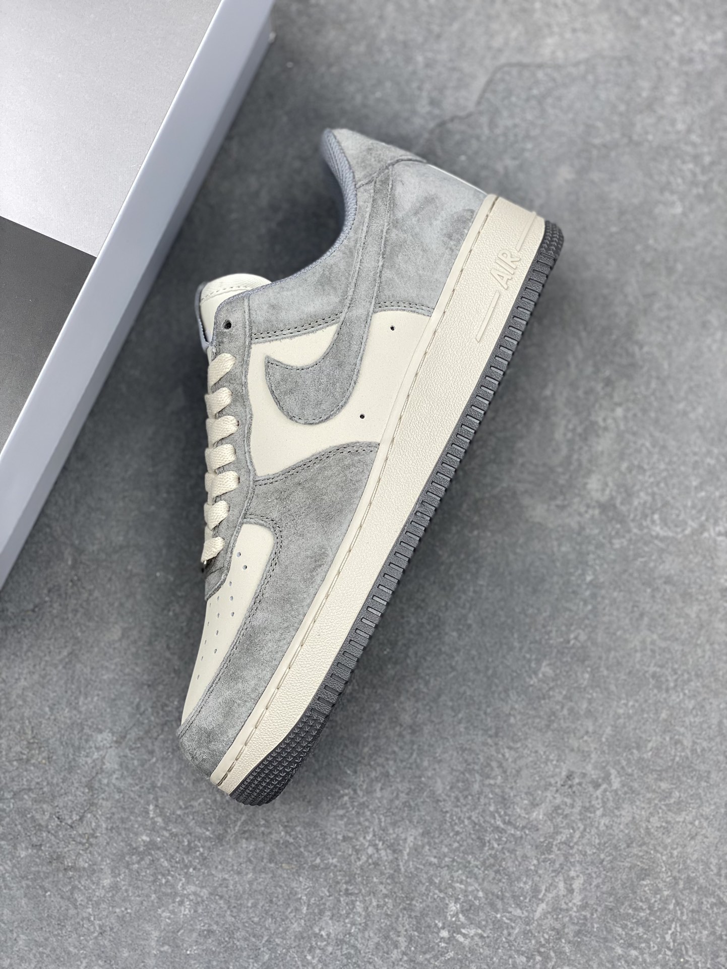 Nike Air Force 1 '07 Low "Panther" Marvel Series Casual Sneakers 8 i1731878470 1415 4