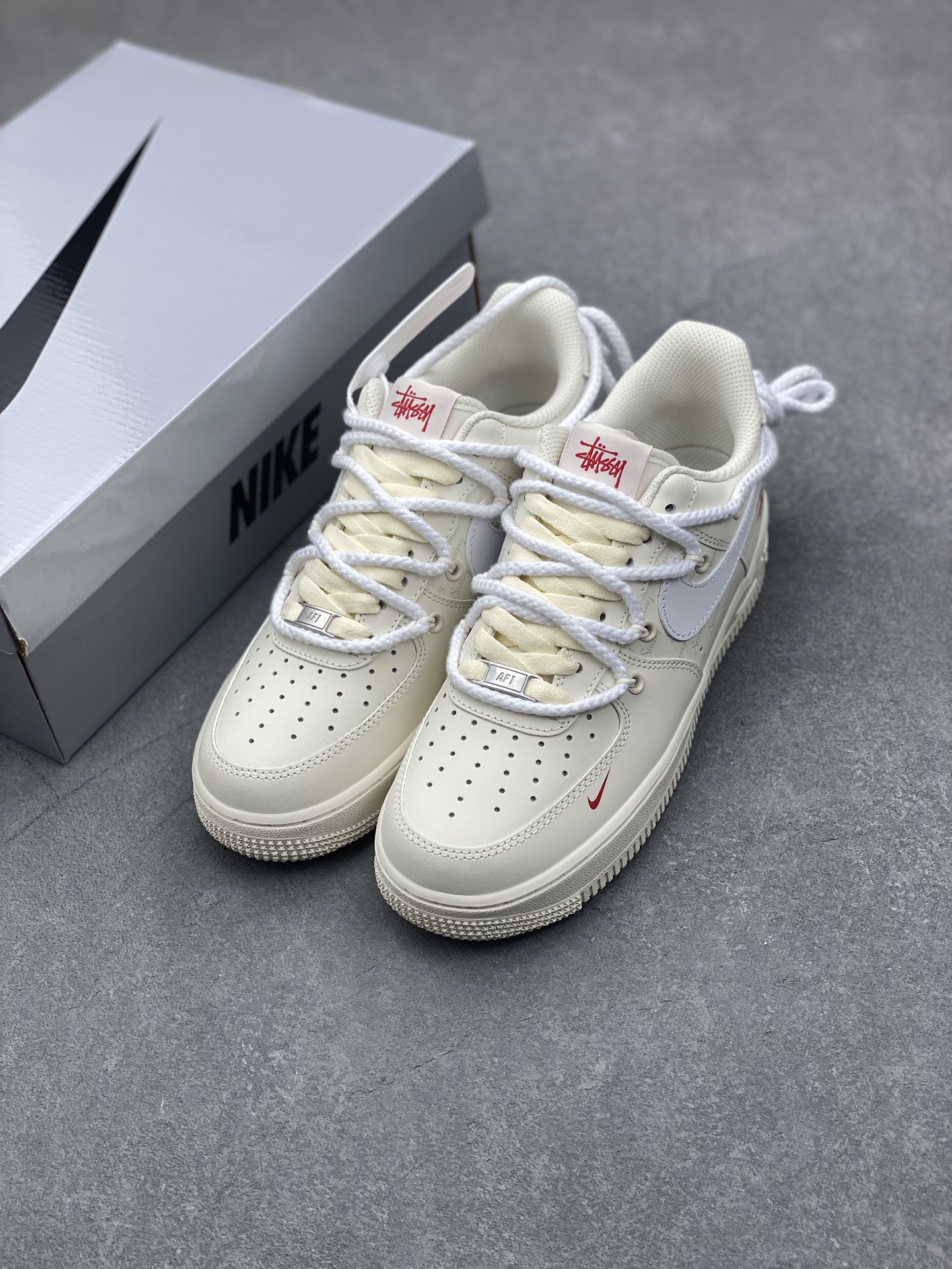 Stussy x Nike Air Force 1 Low '07: Cream Leather, Premium Comfort, and Stylish Design 9 i1731878574 8043 8