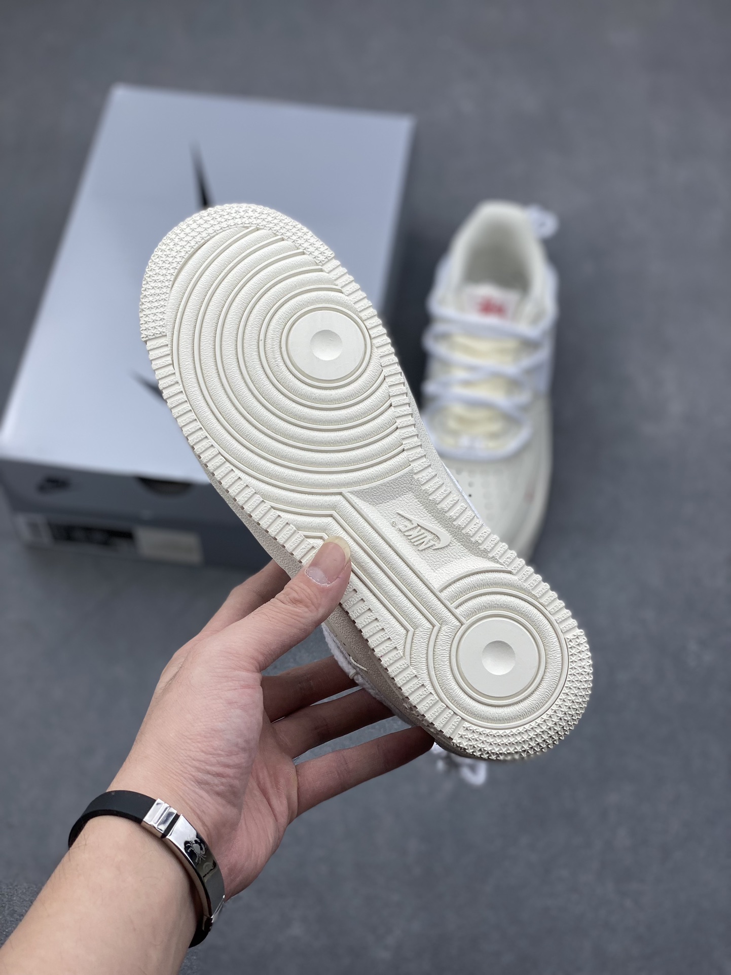 Stussy x Nike Air Force 1 Low '07: Cream Leather, Premium Comfort, and Stylish Design 7 i1731878574 9970 6
