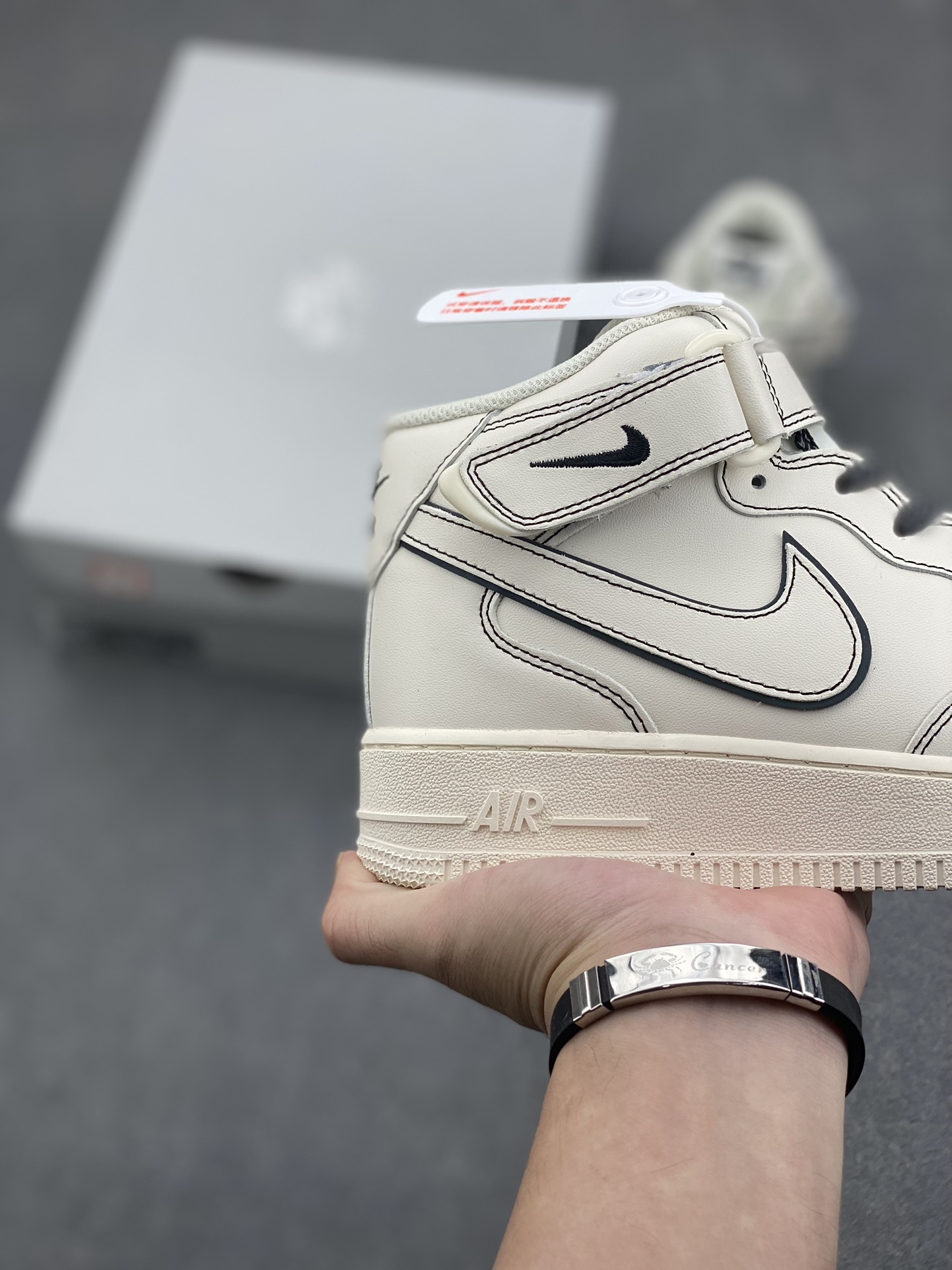 Nike Air Force 1 MID '07 'Bunny' Sneakers - Limited Edition, Original Version 6 i1731949440 4747 0
