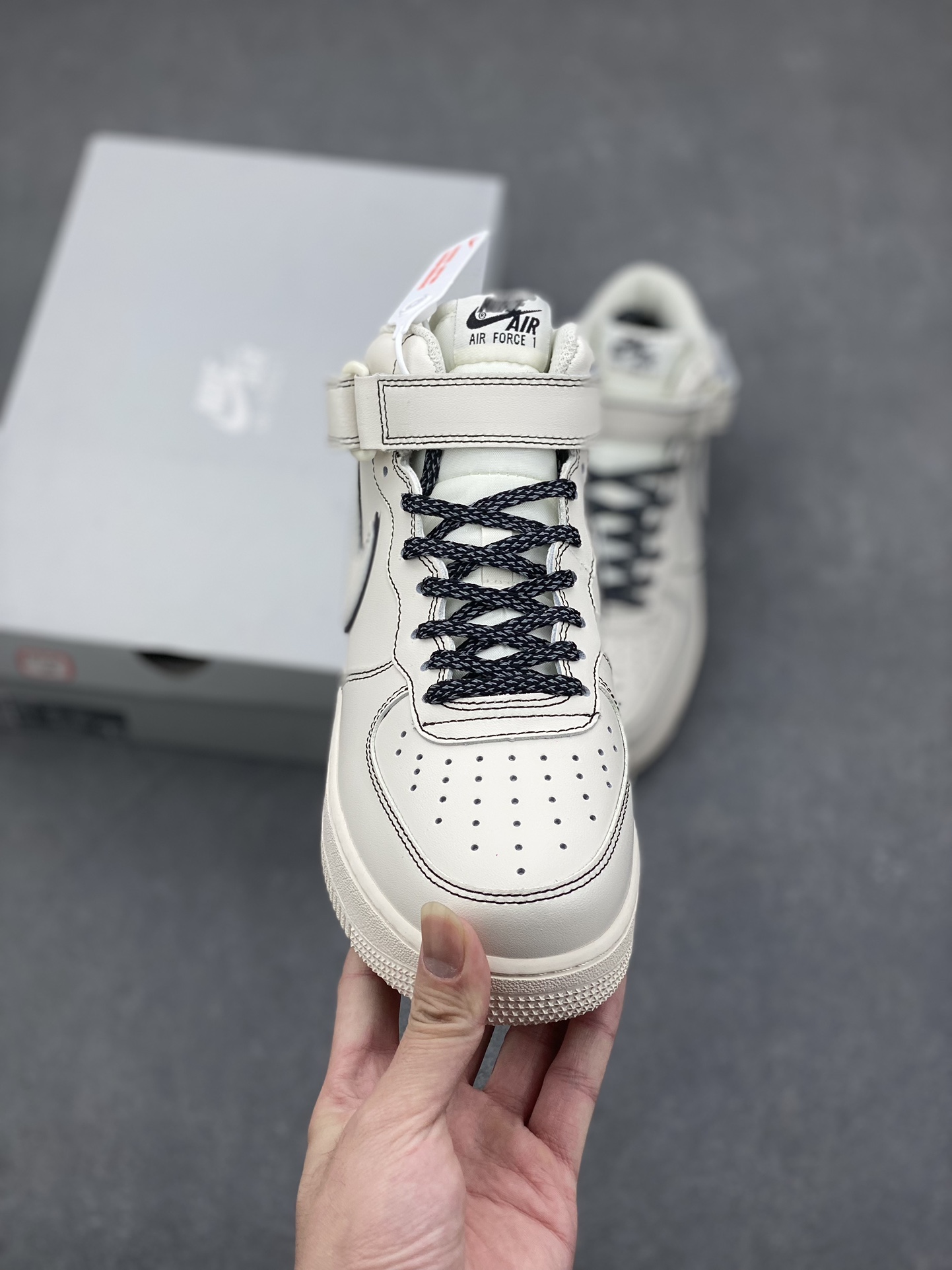 Nike Air Force 1 MID '07 'Bunny' Sneakers - Limited Edition, Original Version 3 i1731949440 8127 7