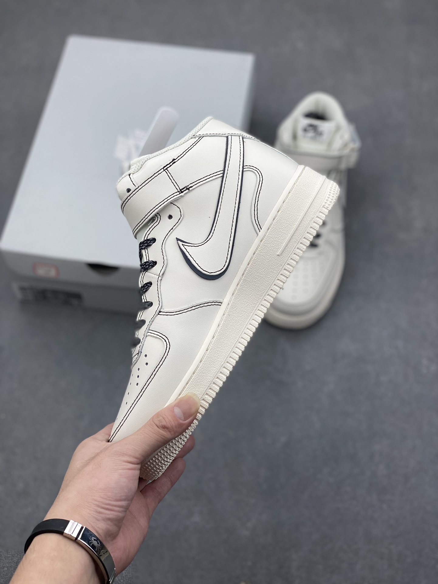 Nike Air Force 1 MID '07 'Bunny' Sneakers - Limited Edition, Original Version 4 i1731949440 8308 5
