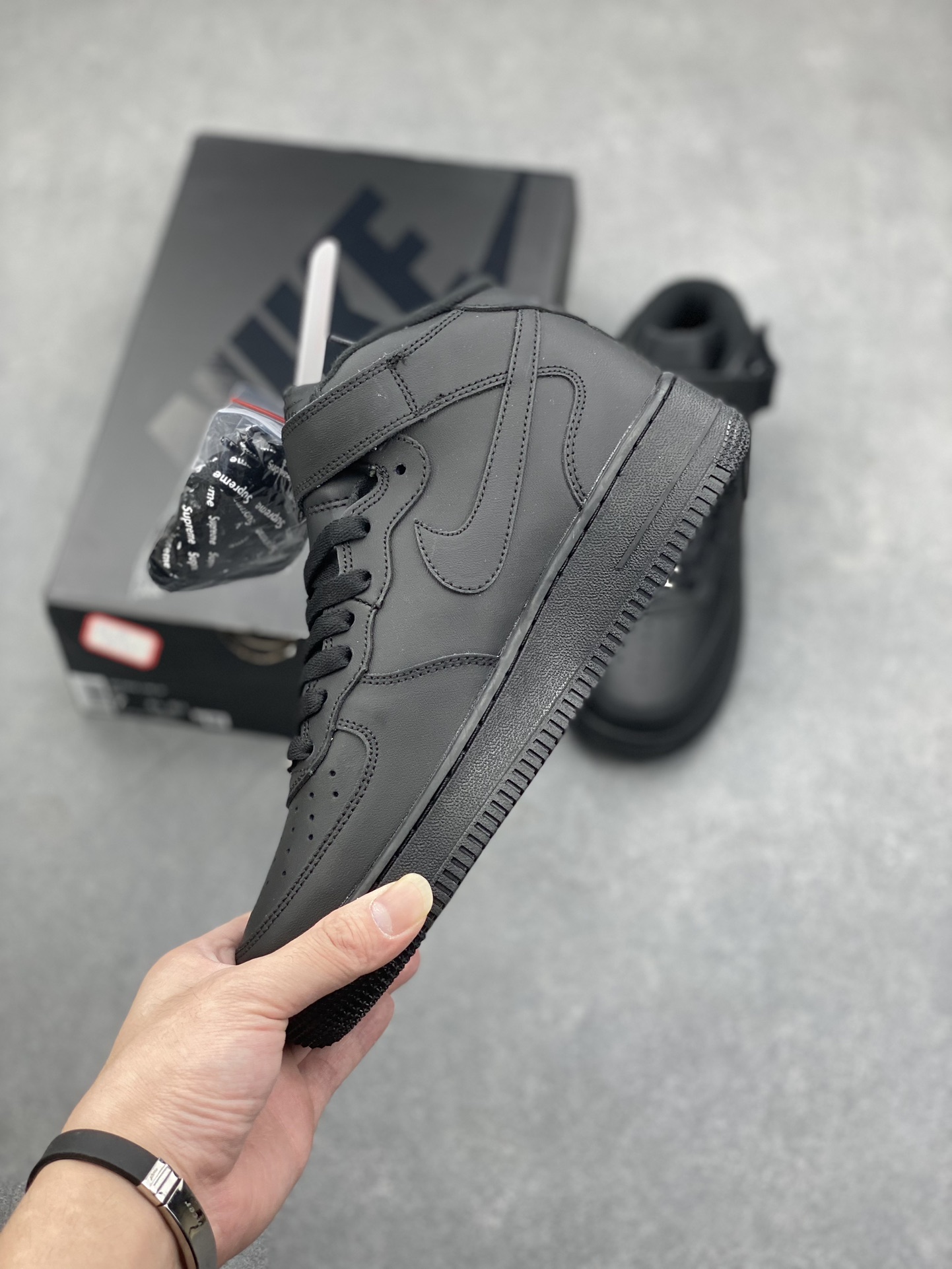 Nike X Supreme Air Force 1 Low Black Sneaker,FZ8784-001, Men and Women Sizes 4 i1731949657 5226 1