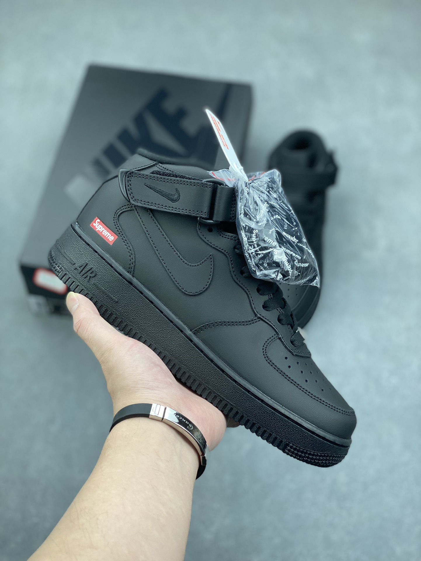Nike X Supreme Air Force 1 Low Black Sneaker,FZ8784-001, Men and Women Sizes 2 i1731949657 6196 2