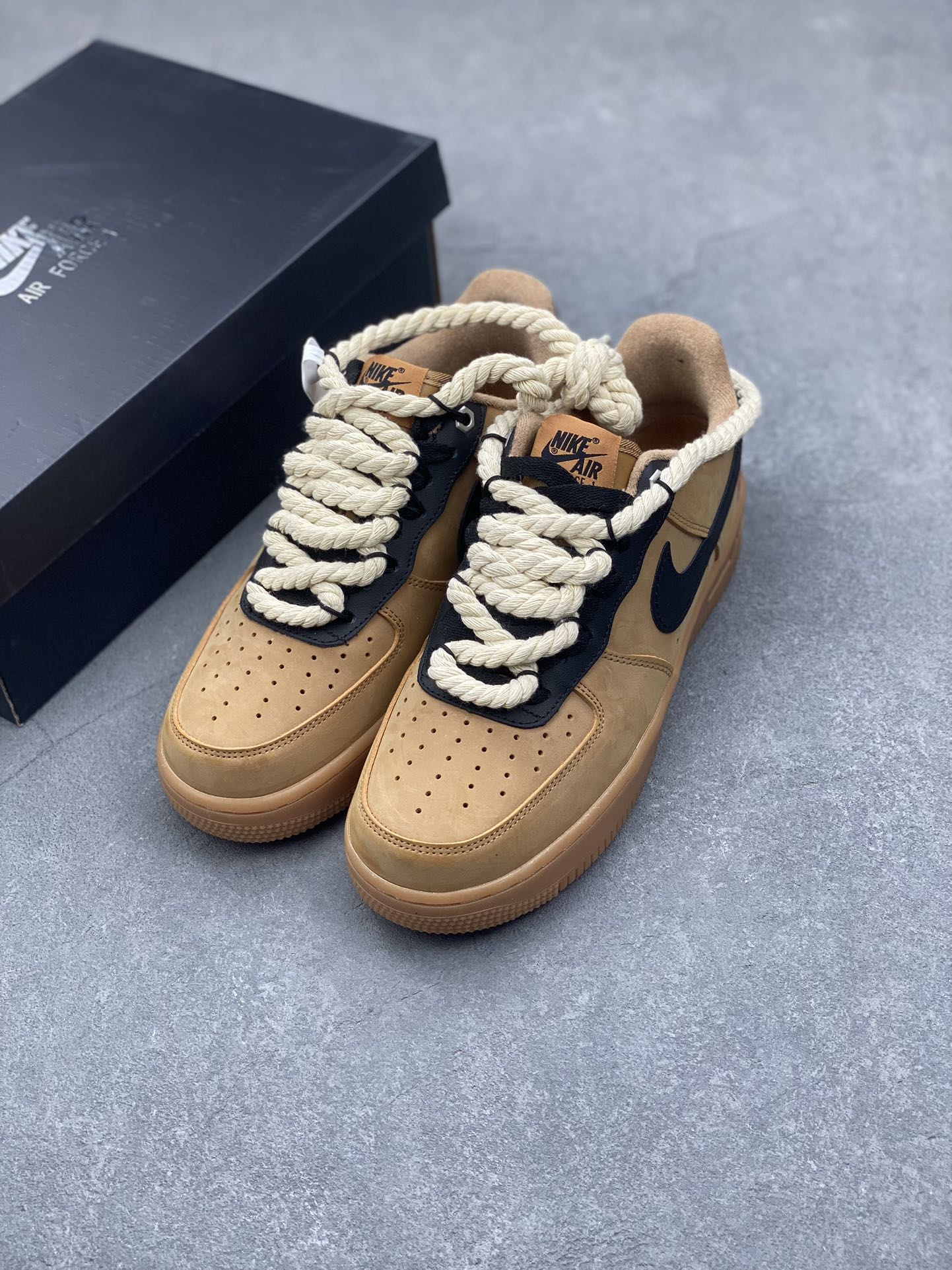 Nike Air Force 1 '07 Low-Top Casual Sneakers - Versatile Style & Comfort 9 i1731949813 9521 7