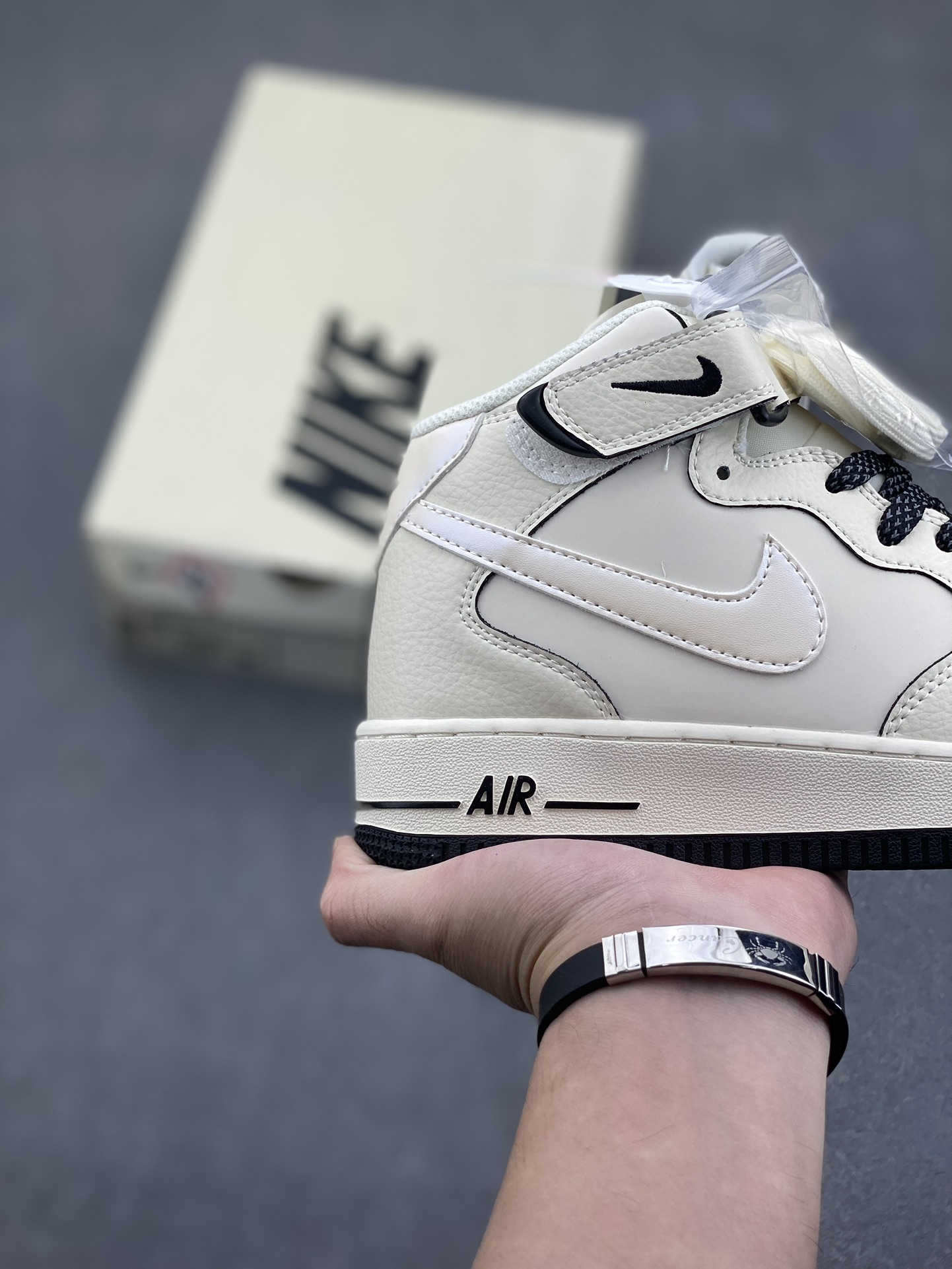 Nike Air Force 1 MID '07 "Black Pearl" Mid-Top Sneakers - Reflective Accents 6 i1731949889 5560 7