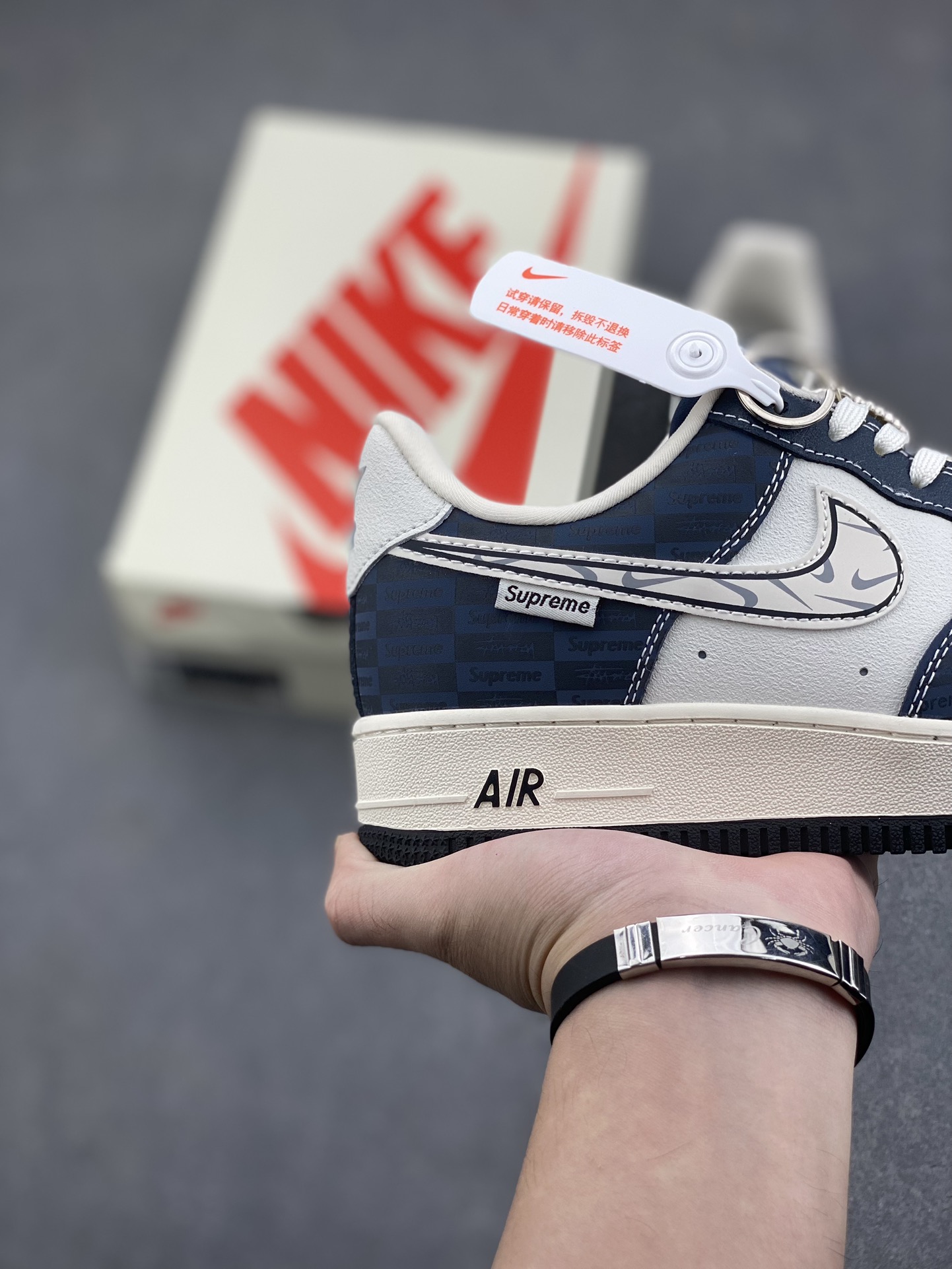 Nike Air Force 1 '07 Low Supreme Collab White Blue Shadow Sneakers 6 i1731950006 7347 6