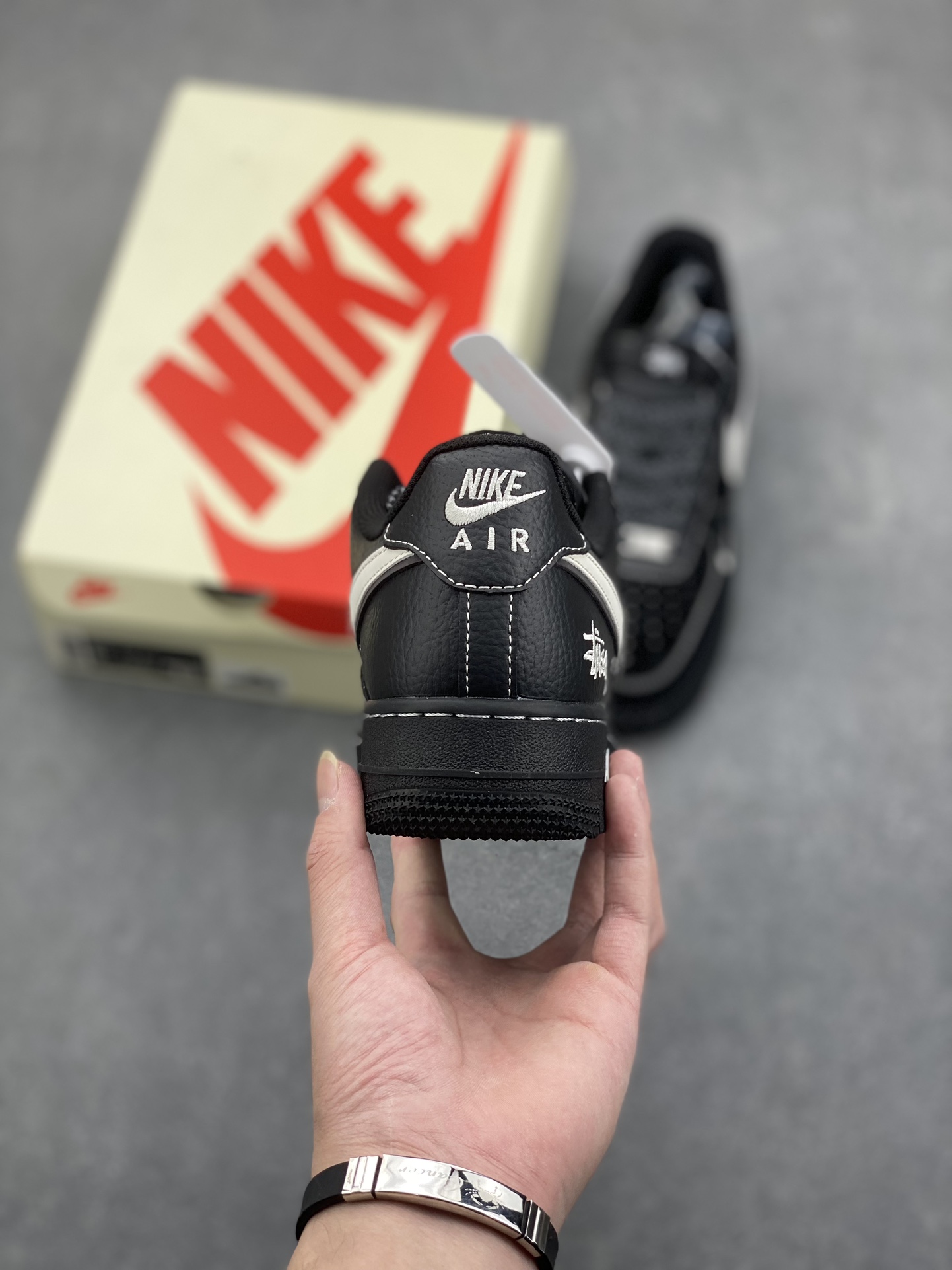 Nike Air Force 1 '07 Low Stussy Collab Black Sneakers Limited Edition 5 i1731950056 5437 7