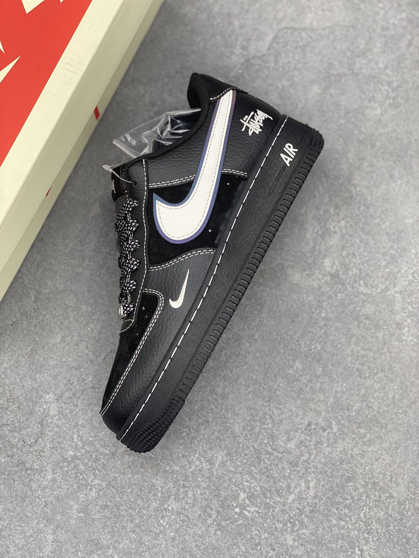 Nike Air Force 1 '07 Low Stussy Collab Black Sneakers Limited Edition 8 i1731950056 7009 8