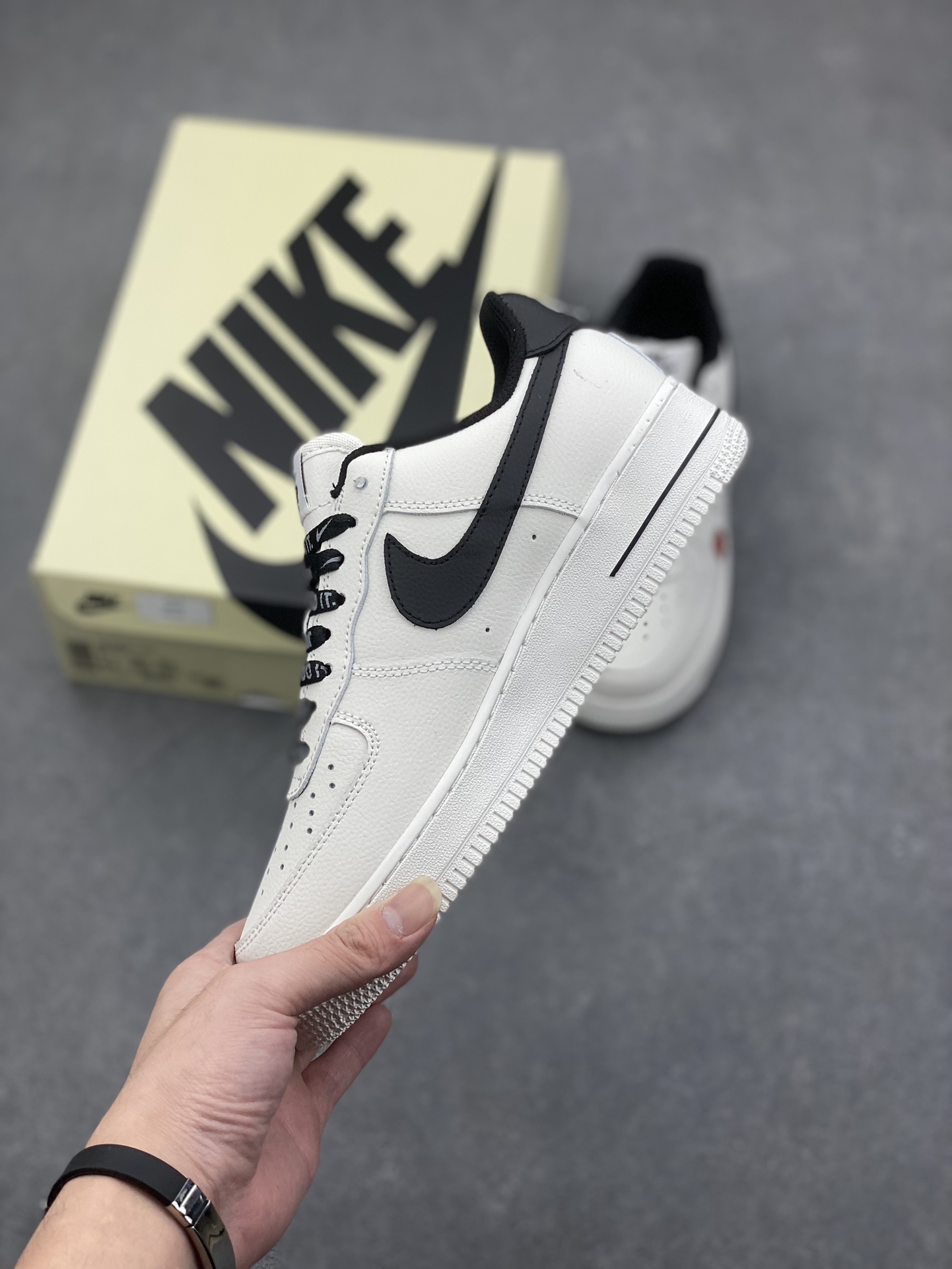 Nike Air Force 1 '07 Low KENZO Collab Sneakers - Limited Edition 4 i1732036969 5974 1