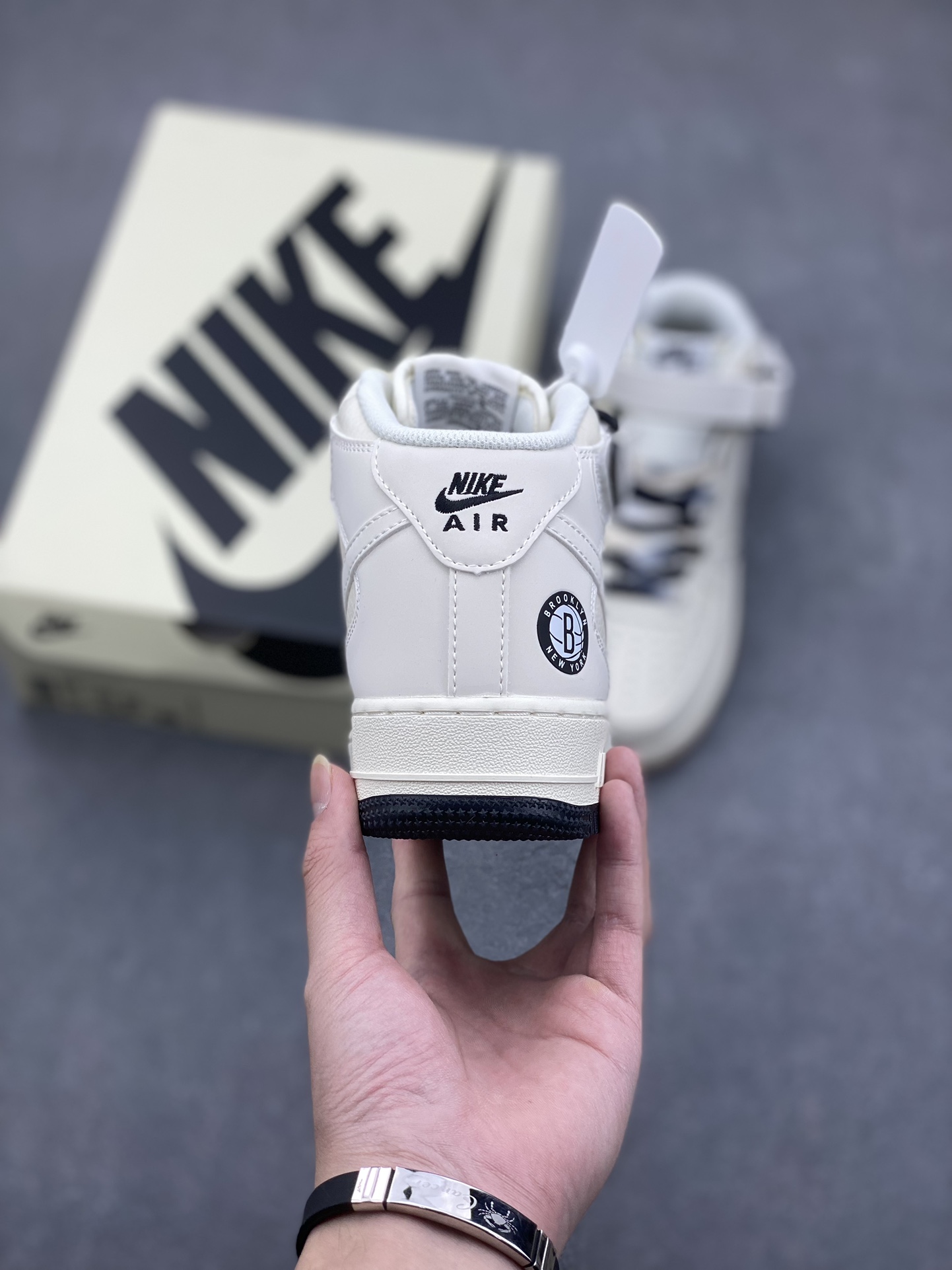 Nike Air Force 1 Mid 'Brooklyn Nets' Limited Edition Sneakers 5 i1732037421 2734 7