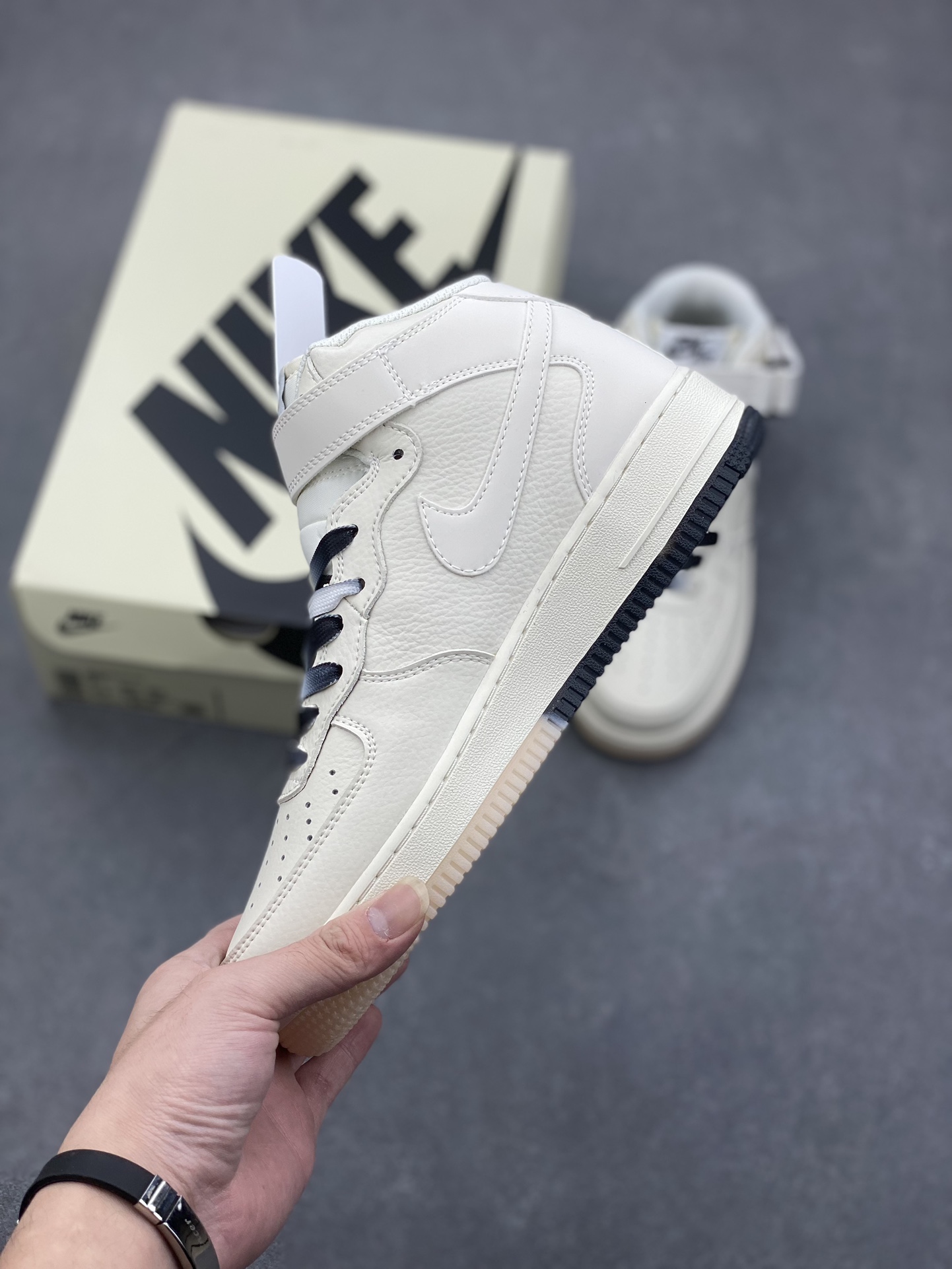 Nike Air Force 1 Mid 'Brooklyn Nets' Limited Edition Sneakers 4 i1732037421 659 6