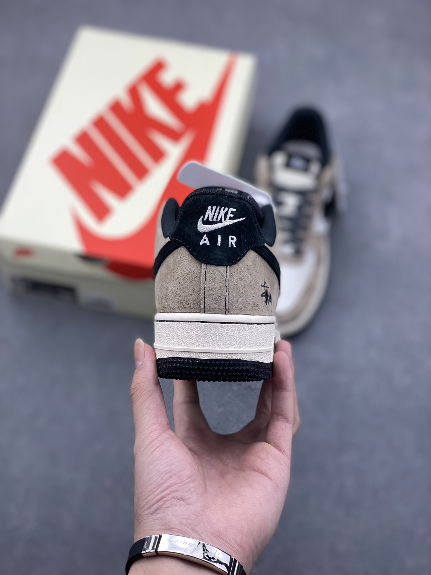 Nike Air Force 1 '07 Low Stussy Collab 'Milk Tea' Limited Edition Sneakers 5 i1732050719 6376 2