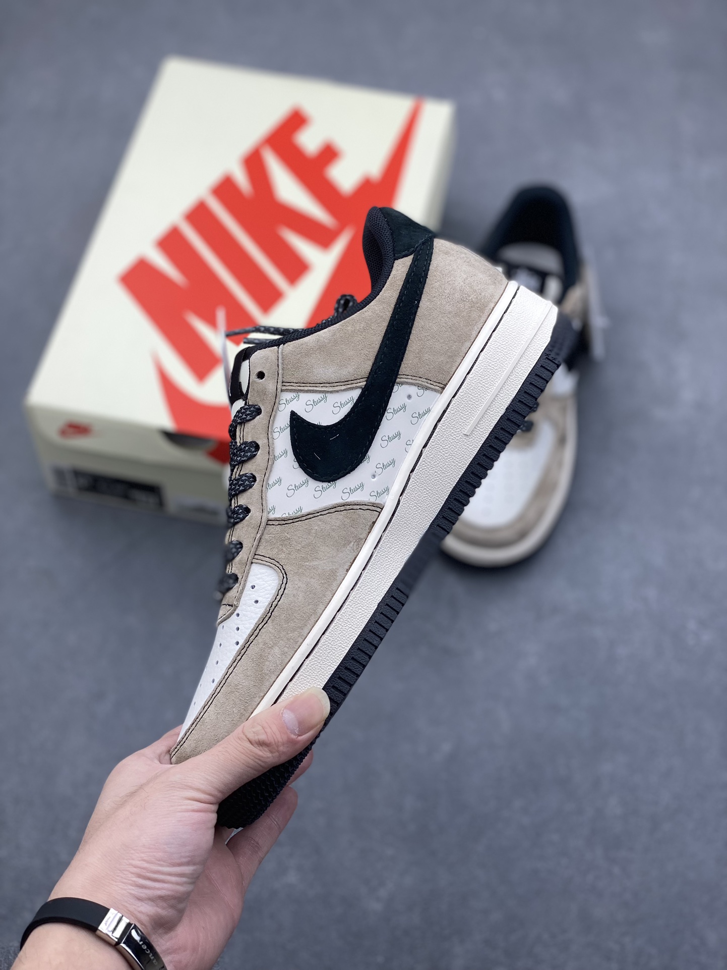 Nike Air Force 1 '07 Low Stussy Collab 'Milk Tea' Limited Edition Sneakers 4 i1732050719 9523 5