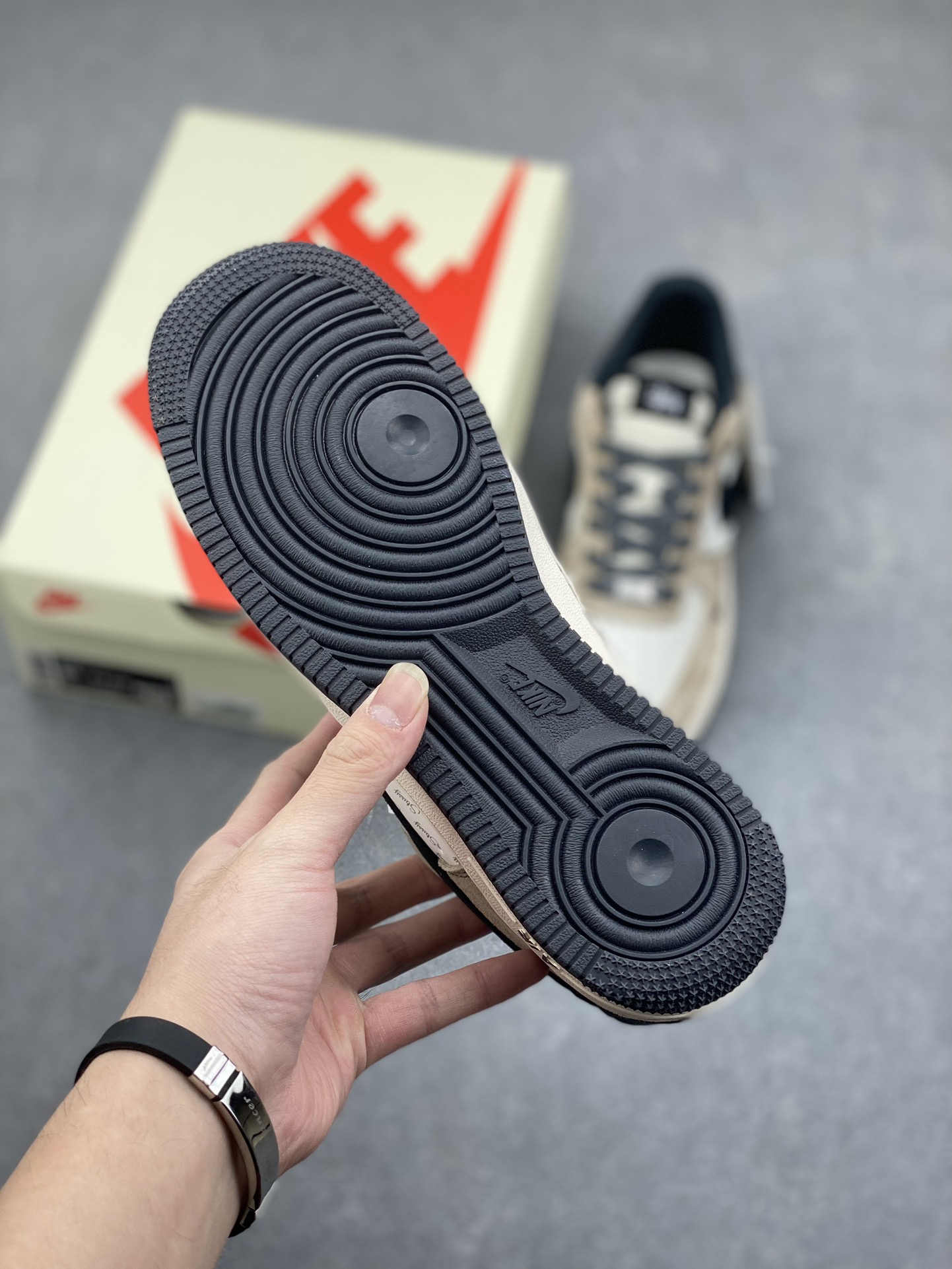 Nike Air Force 1 '07 Low Stussy Collab 'Milk Tea' Limited Edition Sneakers 7 i1732050719 9679 8