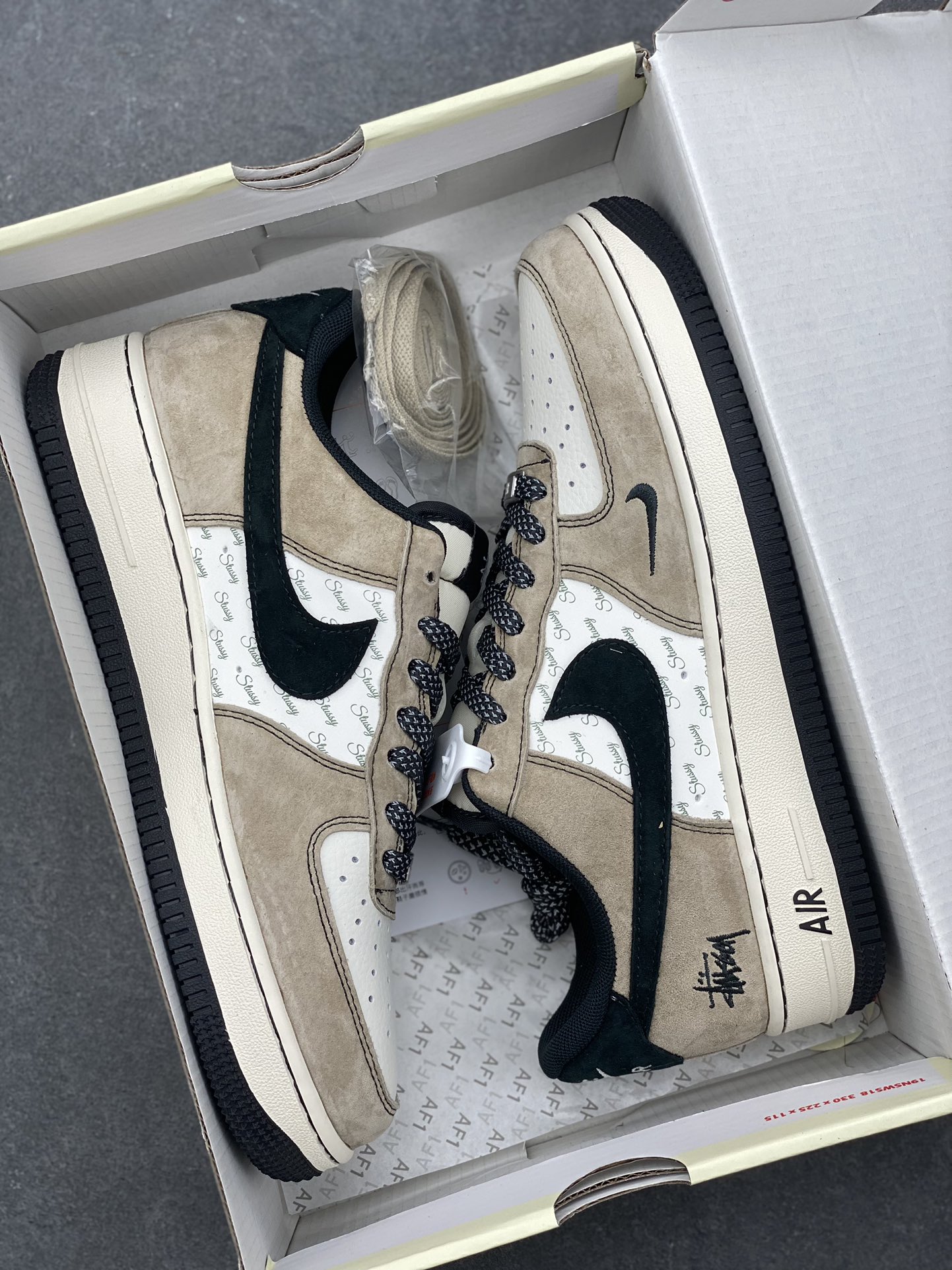 Nike Air Force 1 '07 Low Stussy Collab 'Milk Tea' Limited Edition Sneakers 10 i1732050747 8729 1