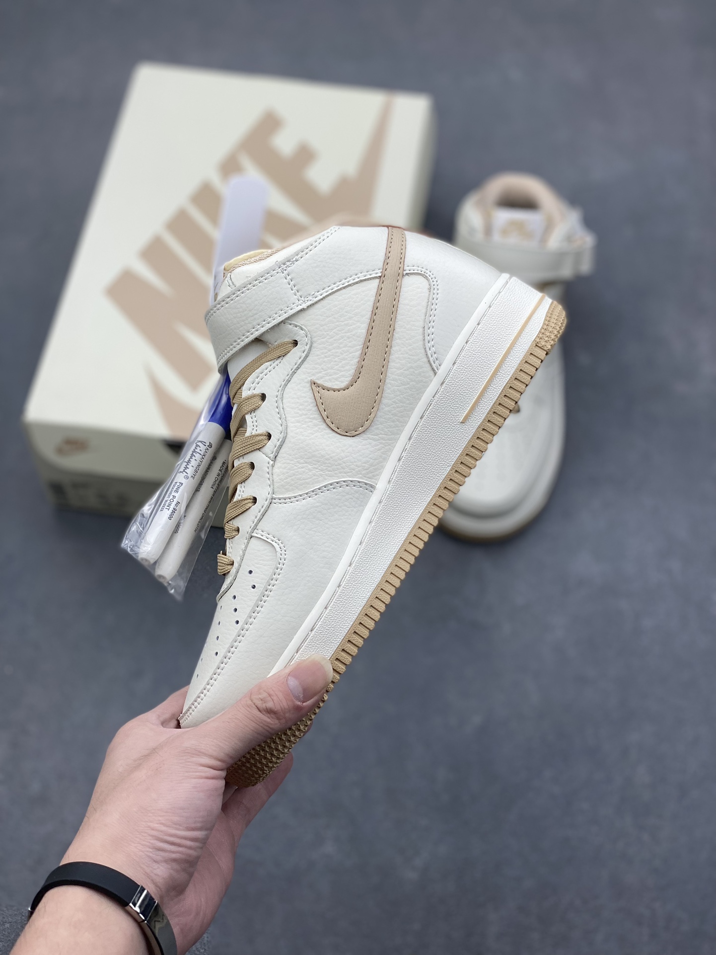 Nike Air Force 1 MID 'Khaki' High-Top Sneakers with Customizable Design 4 i1732136591 8581 0