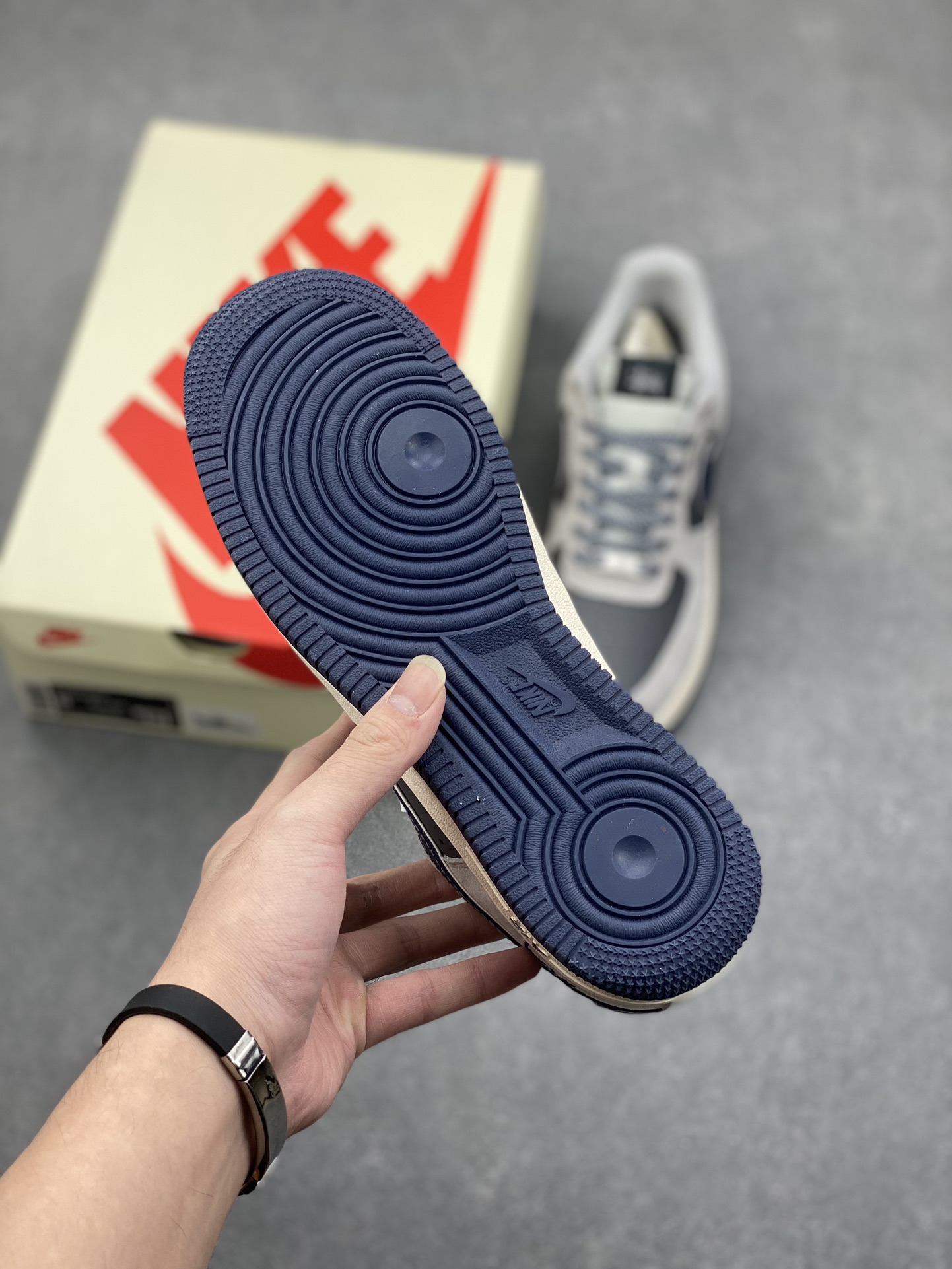 Nike Air Force 1 '07 Low Stussy Collab Gray/Blue Limited Edition Sneakers 7 i1732137056 1027 0