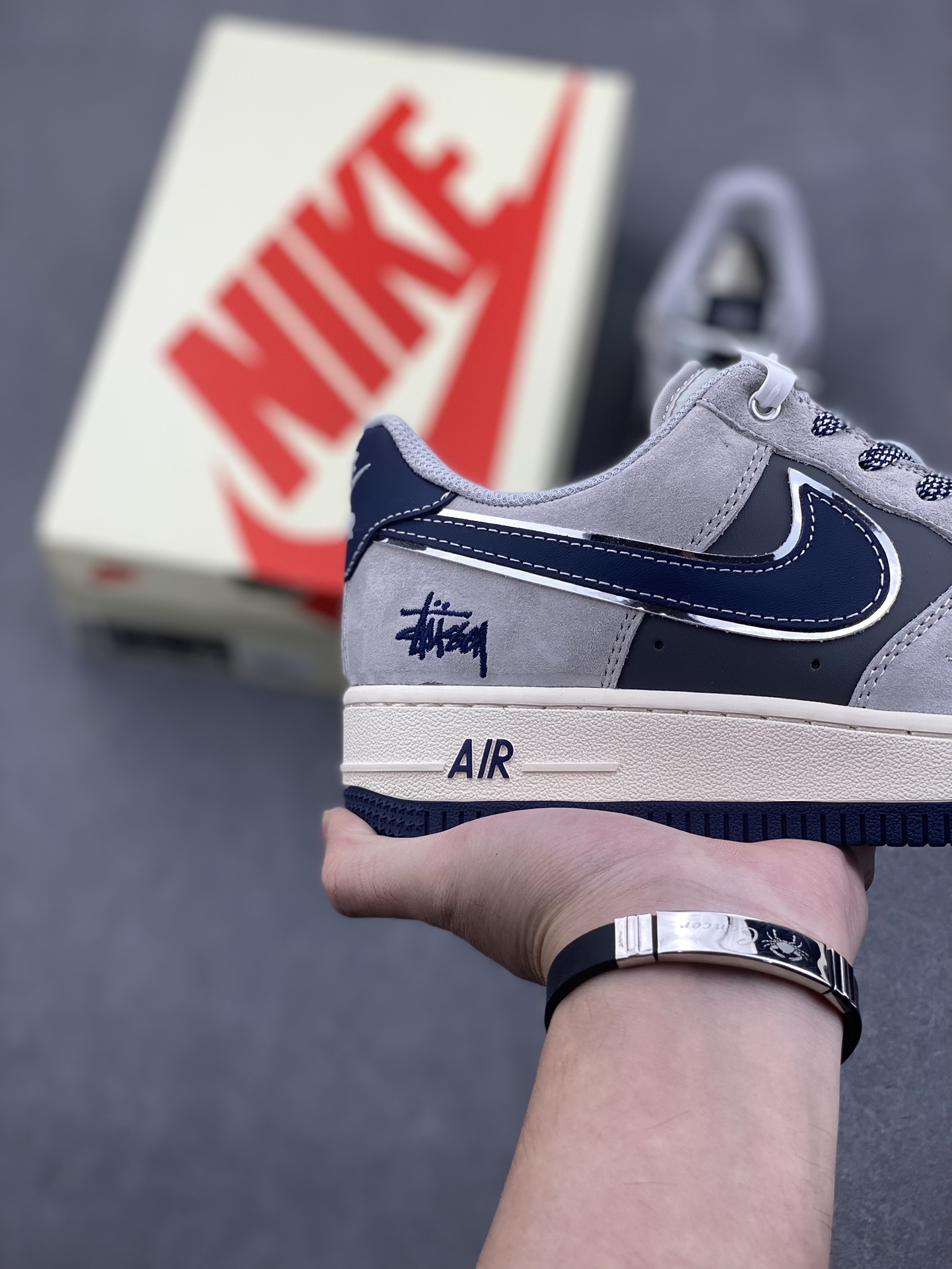 Nike Air Force 1 '07 Low Stussy Collab Gray/Blue Limited Edition Sneakers 6 i1732137064 5782 0