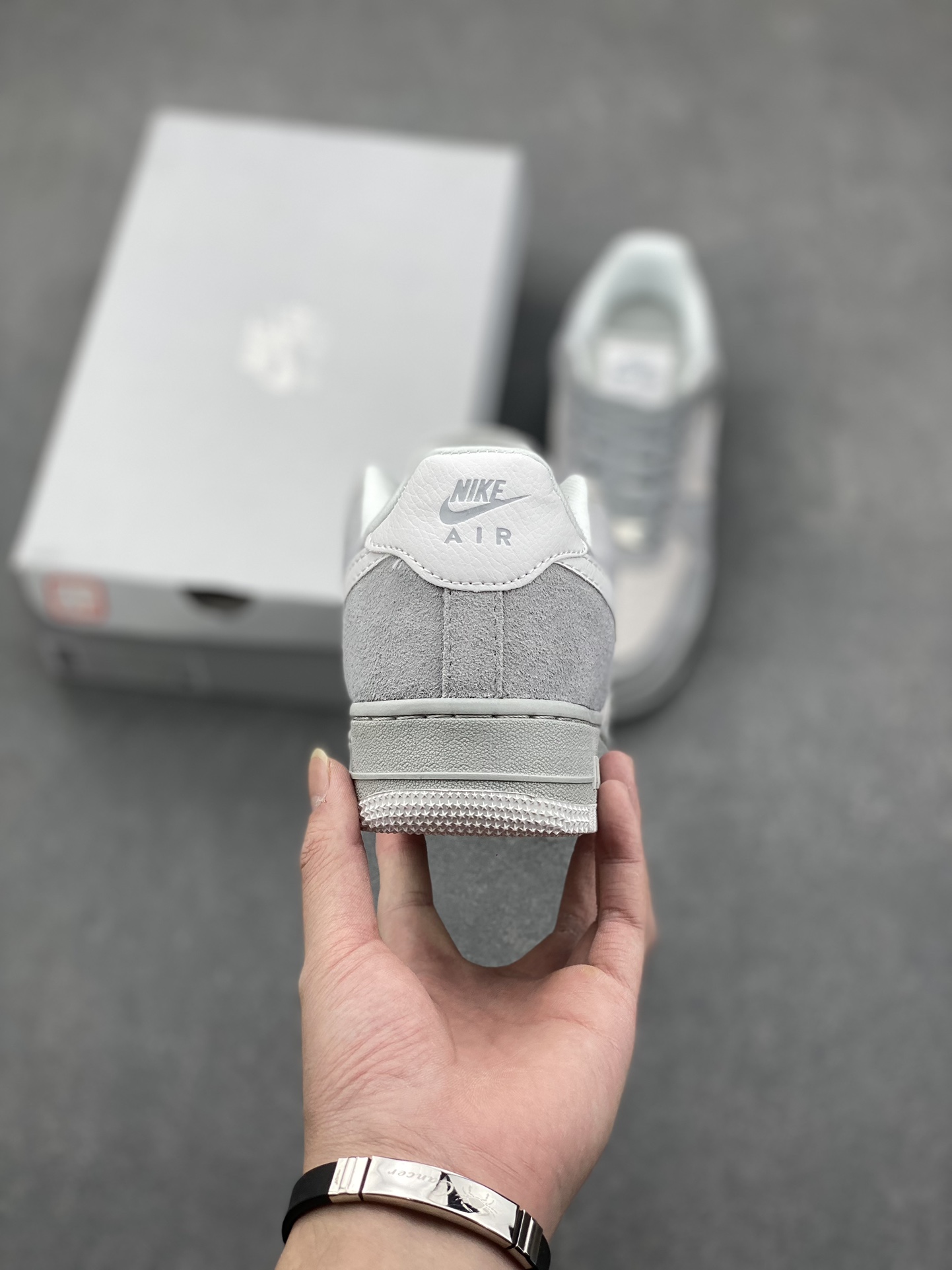 Nike Air Force 1 '07 Low: Versatile, Comfortable, and Stylish Casual Sneakers 5 i1732137172 4324 5