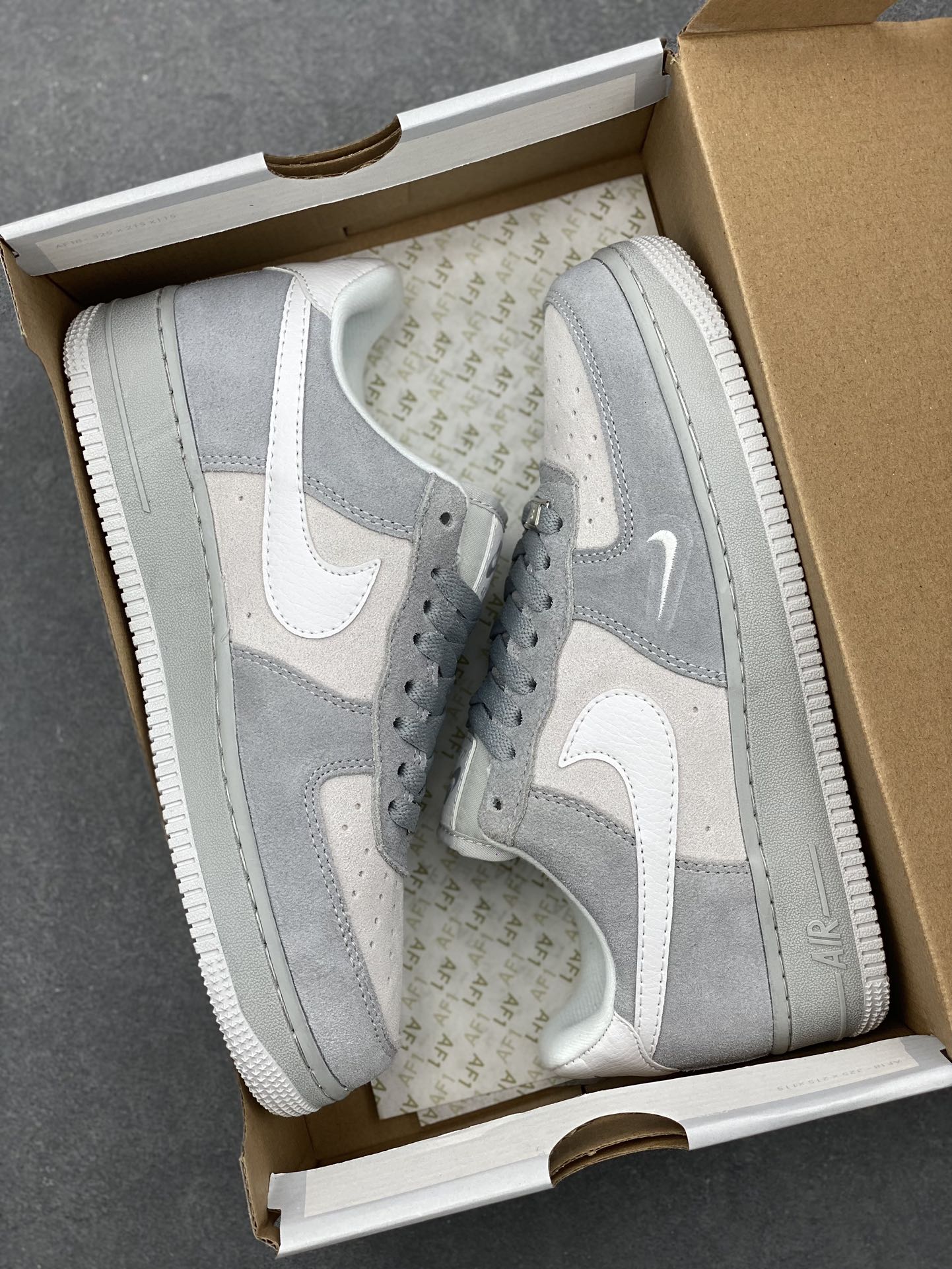 Nike Air Force 1 '07 Low: Versatile, Comfortable, and Stylish Casual Sneakers 9 i1732137172 531 4