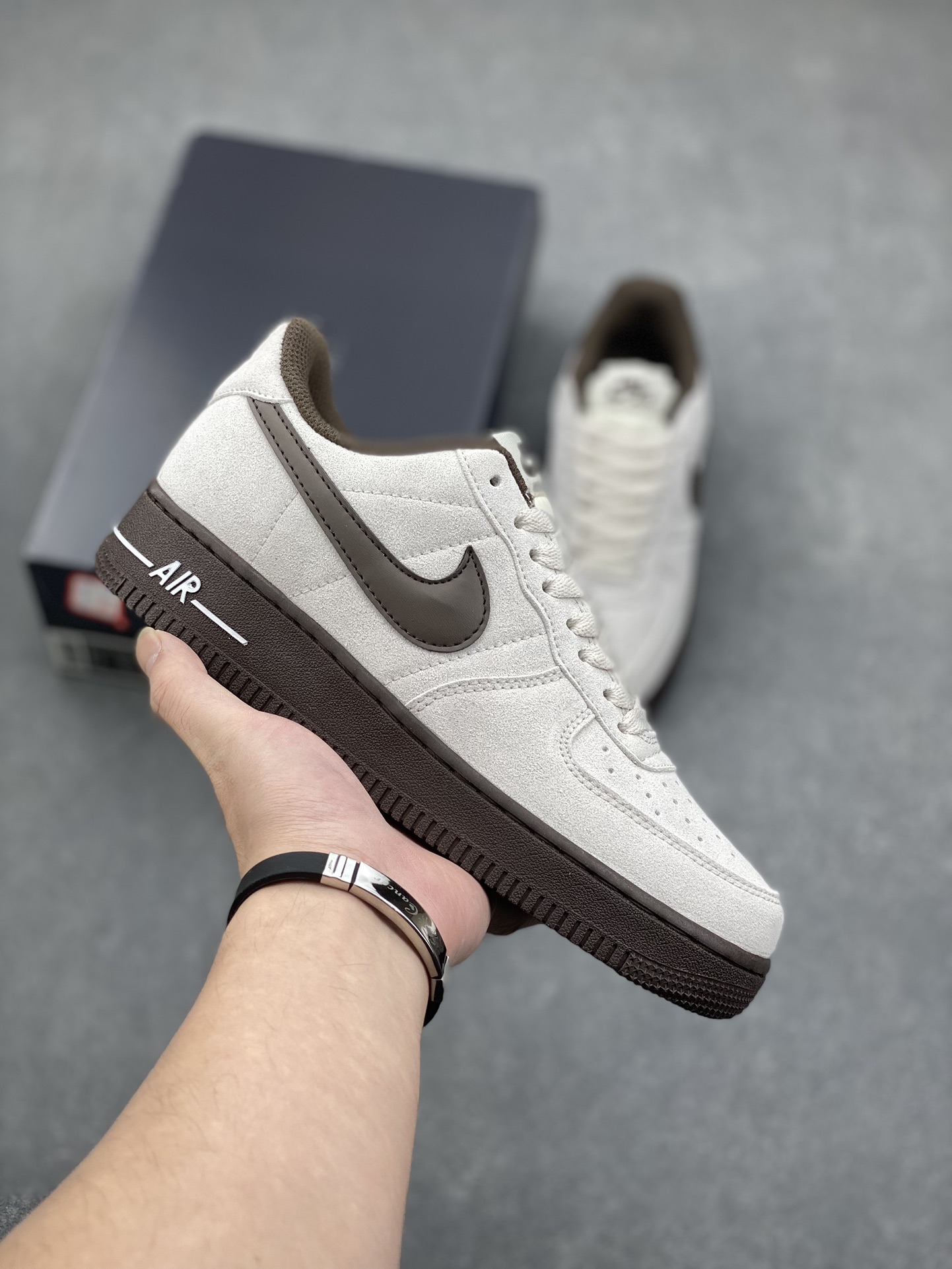 Nike Air Force 1 '07 Low Casual Sneakers HQ3485-104 - Versatile & Comfortable 2 i1732137949 9992 8