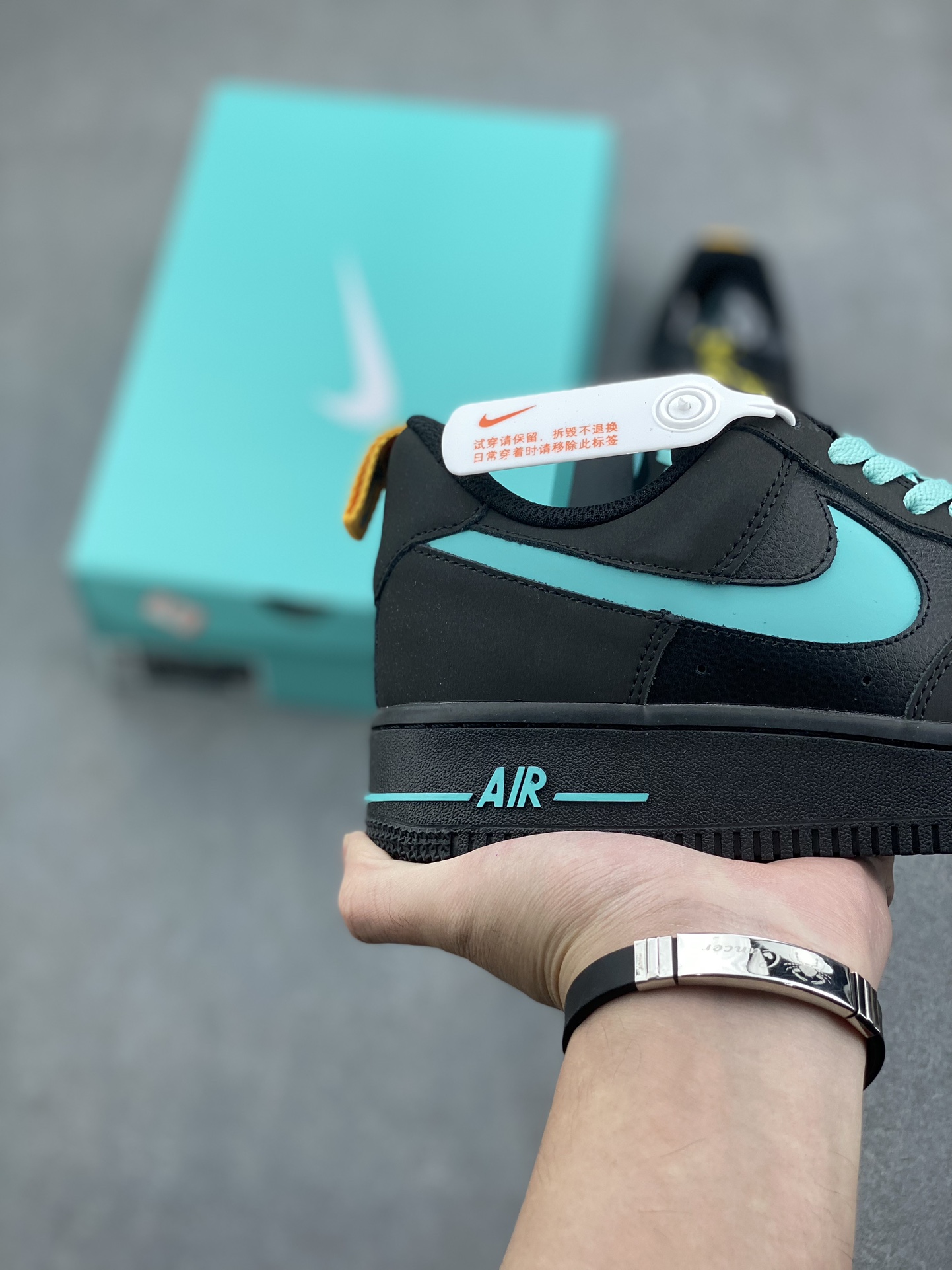Nike Air Force 1 Premium 'Tiffany' Edition Mid-Top Sneakers - Limited Release 6 i1732138159 8829 0