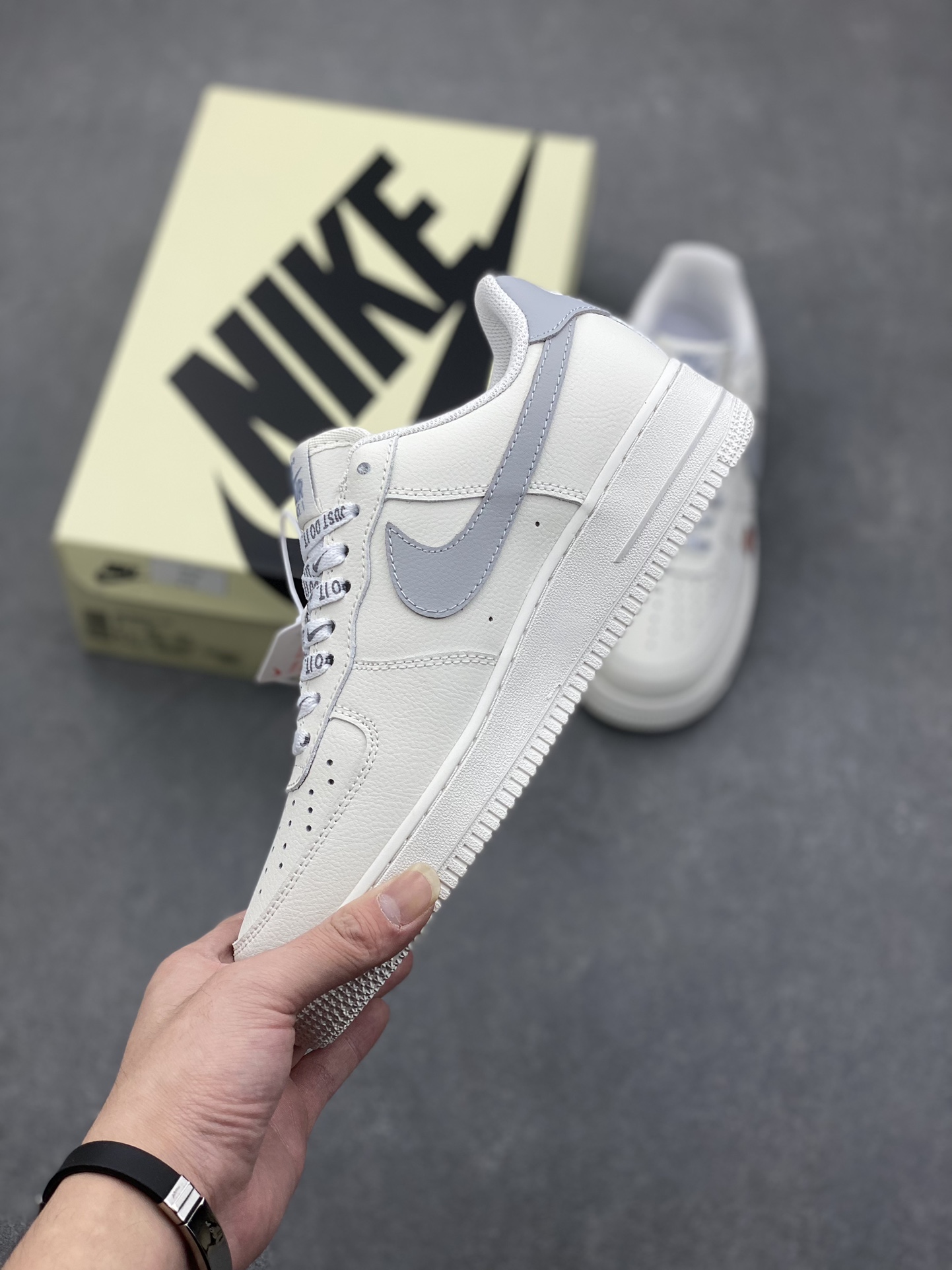 Nike Air Force 1 '07 Low KENZO Collab Sneakers Limited Edition 4 i1732212570 6896 4
