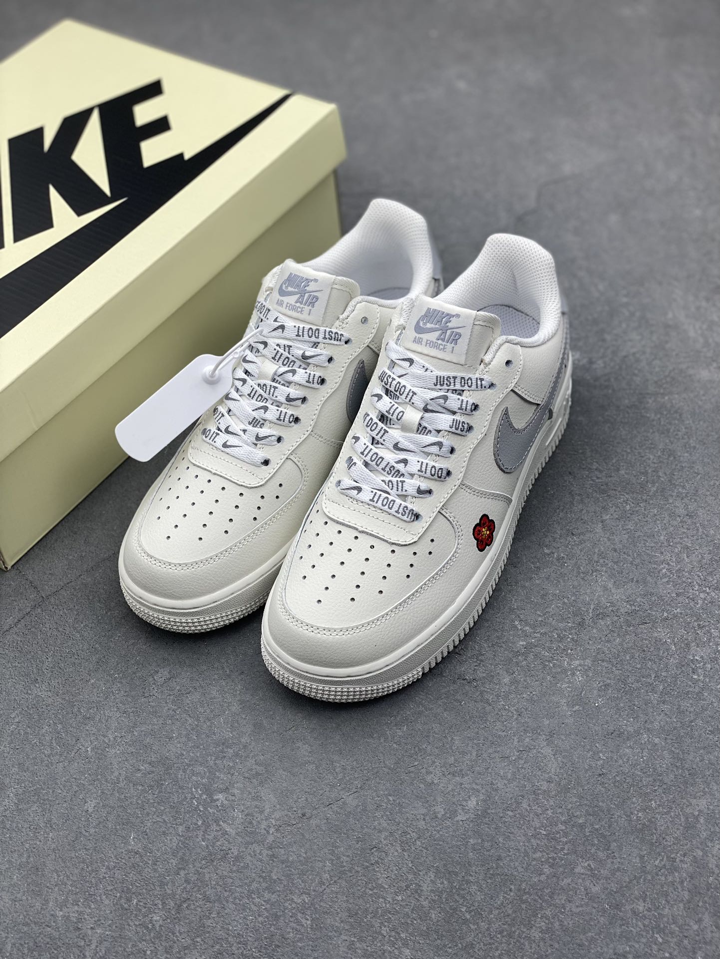 Nike Air Force 1 '07 Low KENZO Collab Sneakers Limited Edition 9 i1732212570 7367 3
