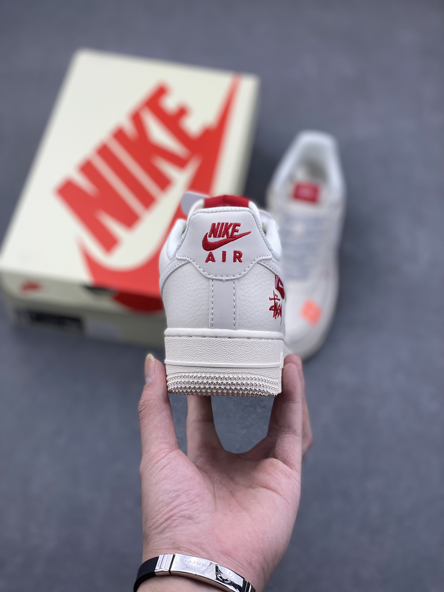 Nike Air Force 1 '07 Low Stussy Collab Sneakers - Cream/Red 5 i1732212908 5093 1