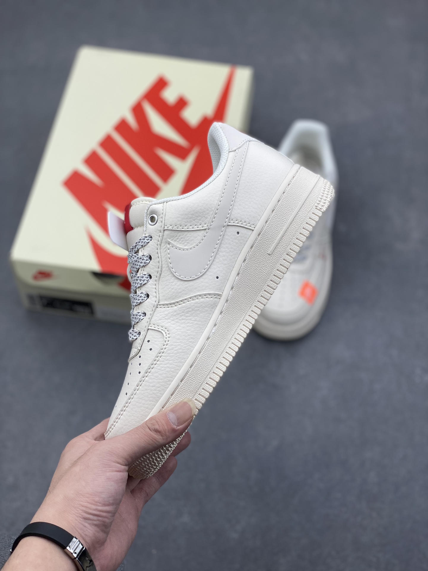 Nike Air Force 1 '07 Low Stussy Collab Sneakers - Cream/Red 4 i1732212908 5959 0