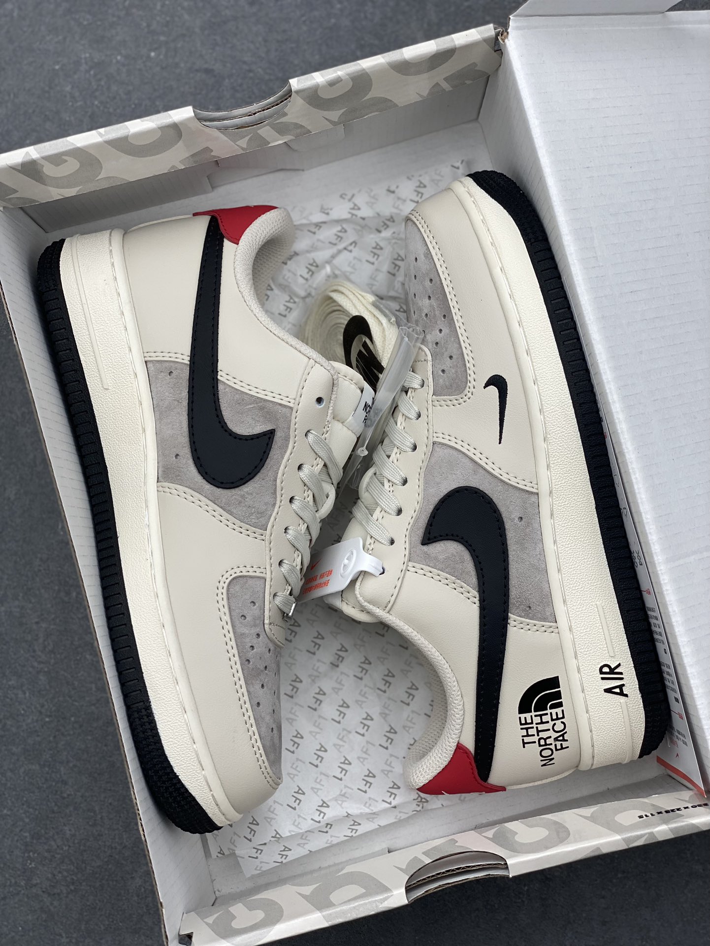 Nike Air Force 1 '07 Low The North Face Collab Sneakers - Limited Edition 10 i1732212943 8381 8