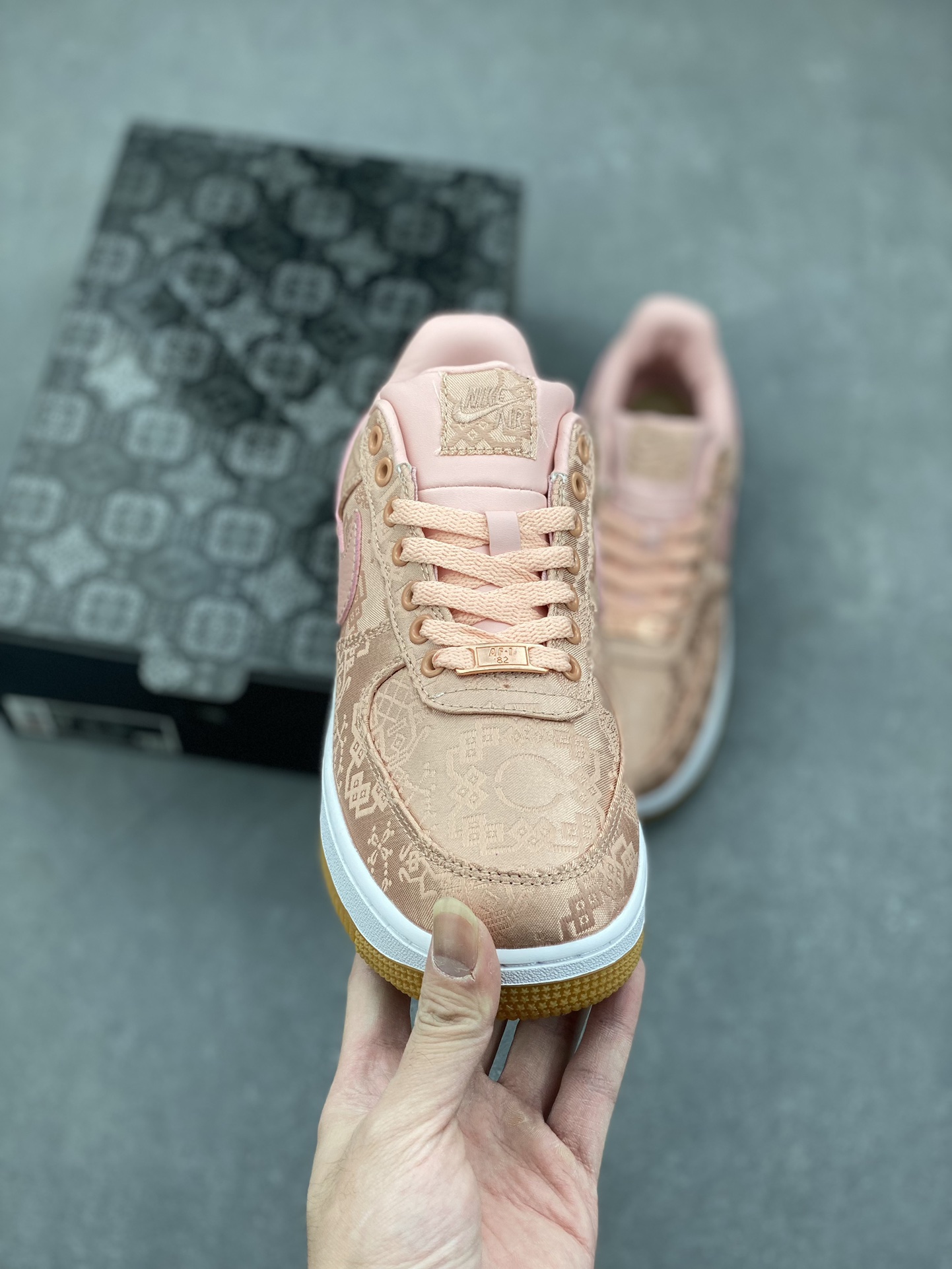CLOT x Nike Air Force 1 Low PRM Rose Gold Silk Sneaker CJ5290-600 3 i1732292608 7227 6