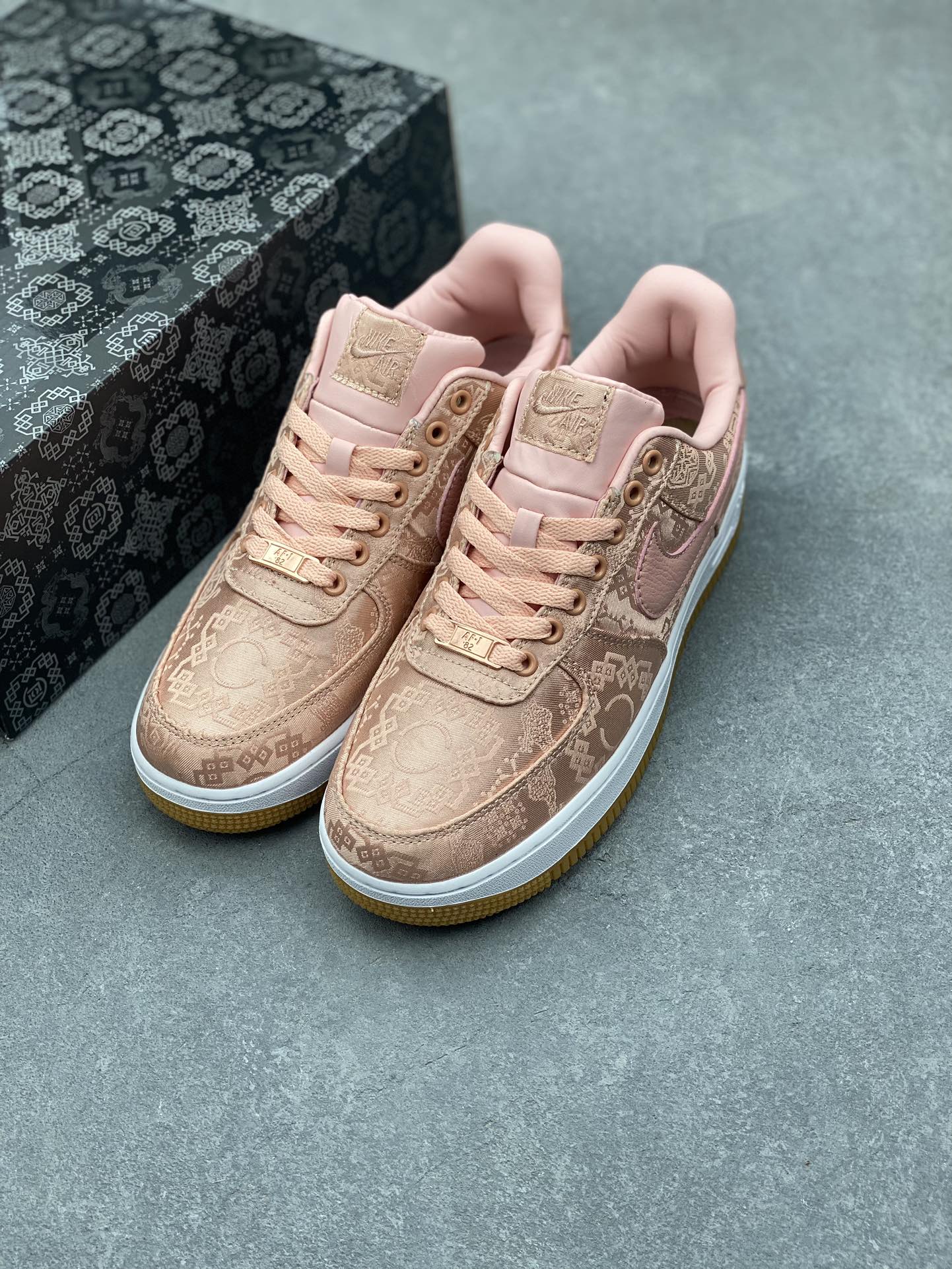 CLOT x Nike Air Force 1 Low PRM Rose Gold Silk Sneaker CJ5290-600 9 i1732292608 9327 5