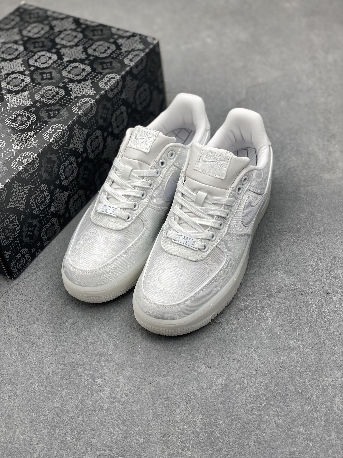 CLOT x Nike Air Force 1 Low PRM 'Rose Gold' White Silk Sneakers 9 i1732292752 5246 5