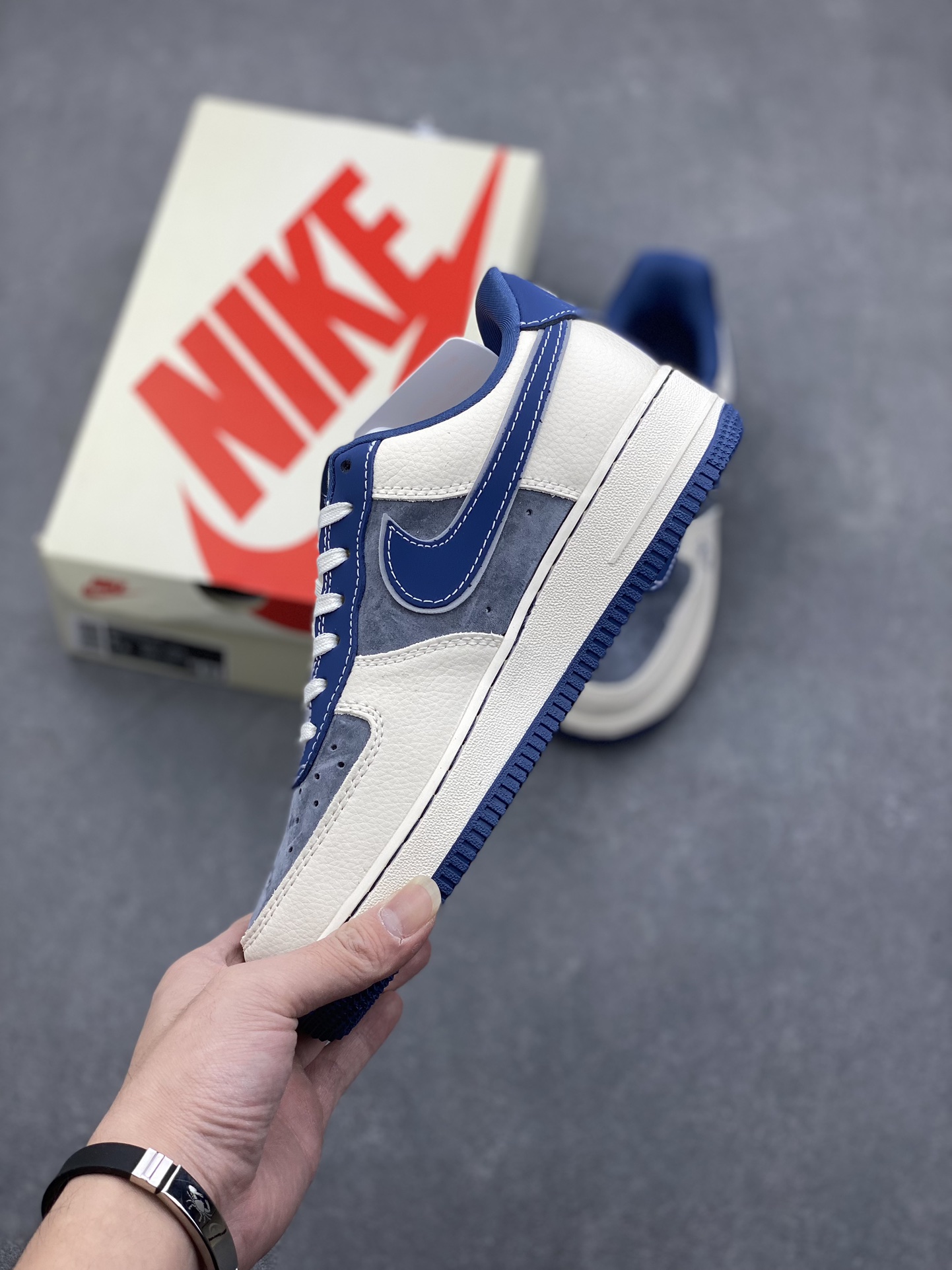Nike Air Force 1 '07 Low 'Violent Bear' Sneakers - Gray, Beige, and Blue 4 i1732293165 2464 1