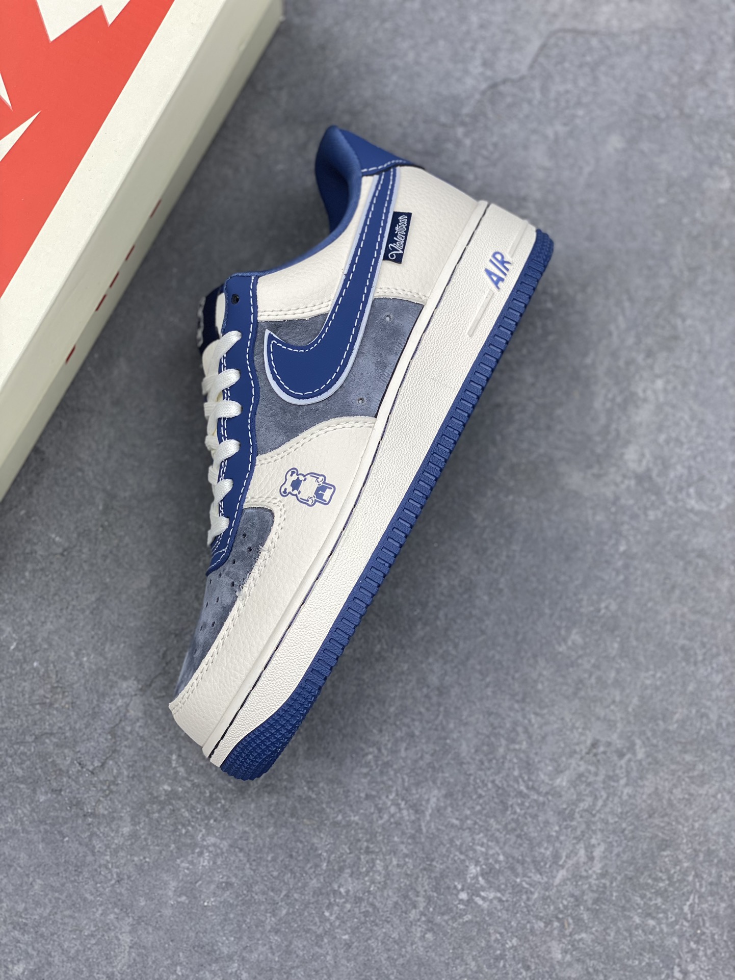 Nike Air Force 1 '07 Low 'Violent Bear' Sneakers - Gray, Beige, and Blue 8 i1732293165 7928 3