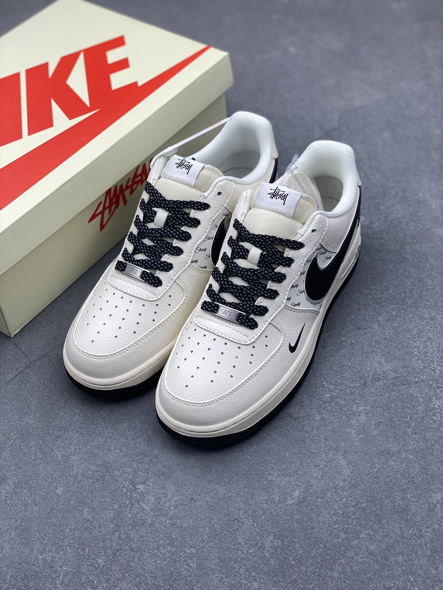 Nike Air Force 1 '07 Low Stussy Collab Sneakers - Limited Edition, Cream/Black 9 i1732293208 8161 0