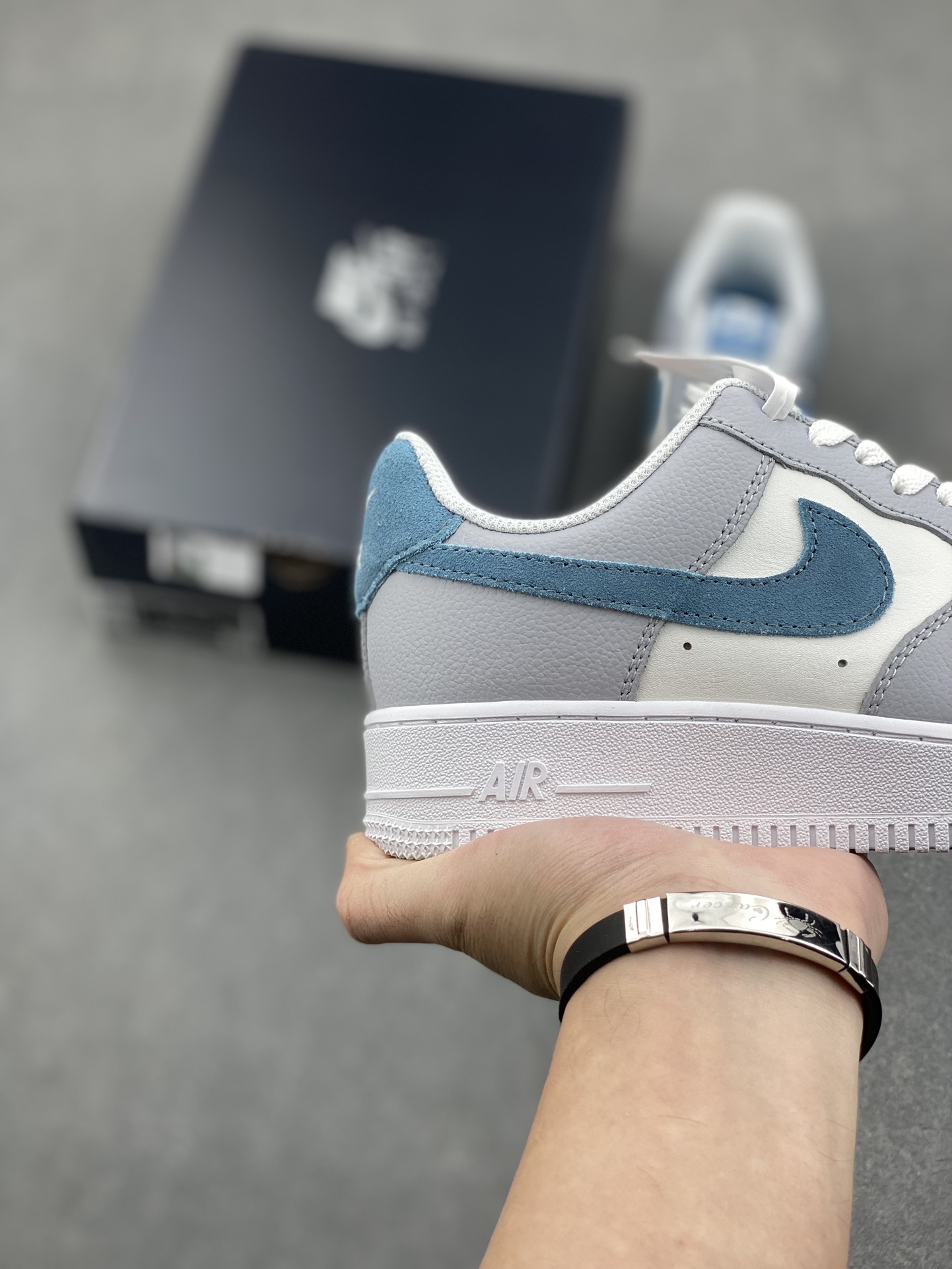 Nike Air Force 1 '07 Low Gray/Blue Cushioned Athletic Fashion Sneakers 6 i1732380274 9950 2