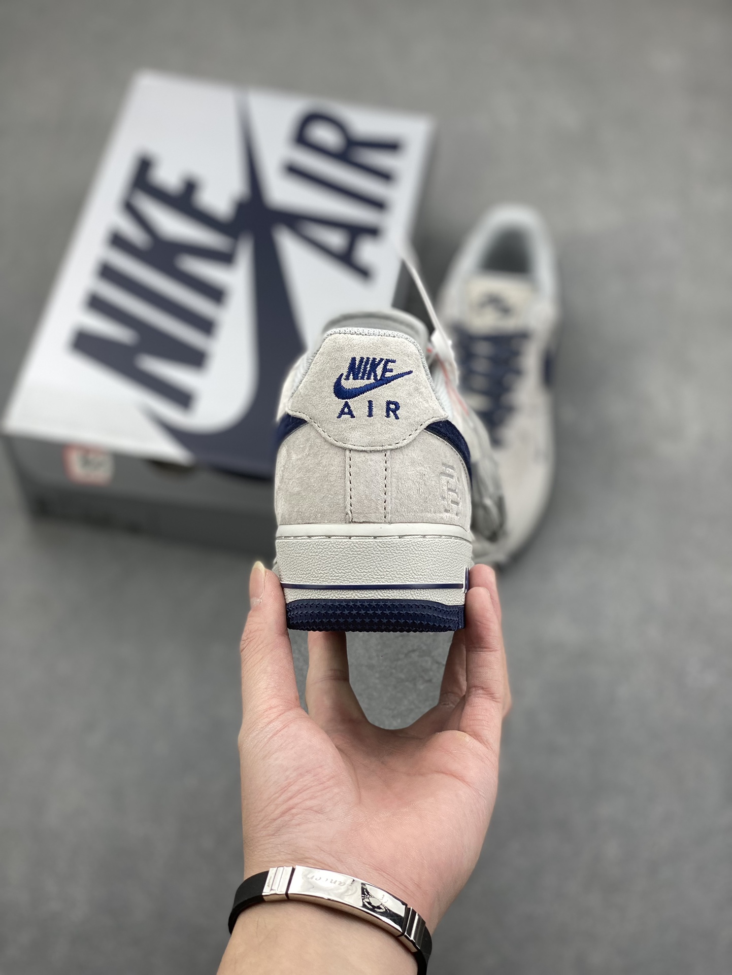 Nike Air Force 1 '07 Low Suede Deep Blue Champion Sneakers 5 i1732380623 1388 4
