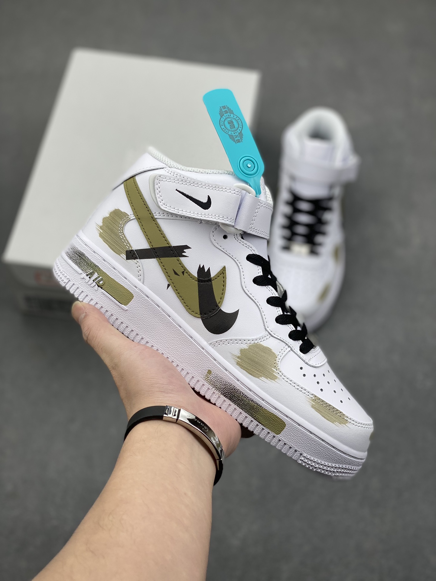 Nike Air Force 1 Mid '07 Olive Green Custom Anime Casual Basketball Shoes 2 i1732380786 7704 0