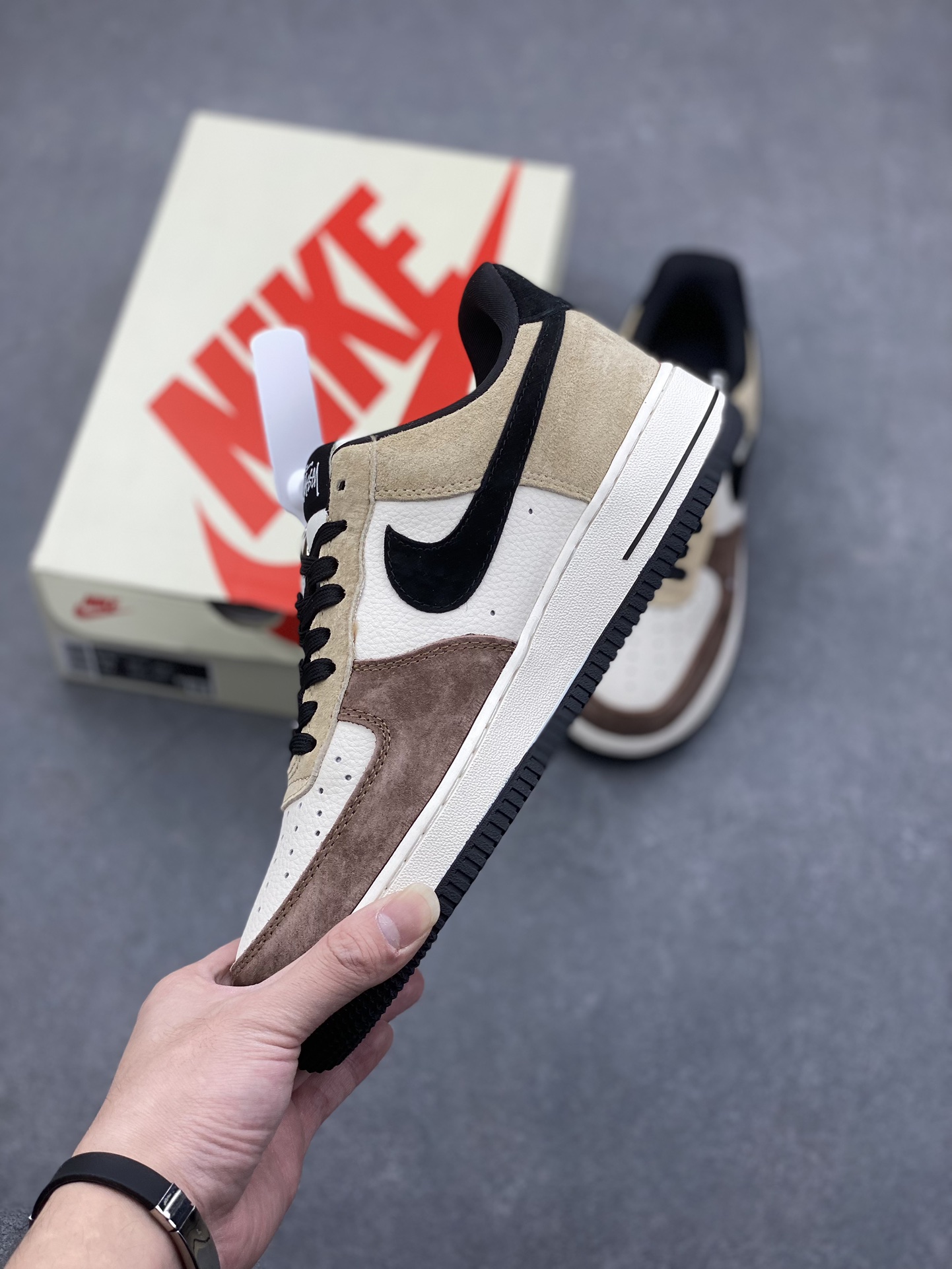 Nike Air Force 1 '07 Low The North Face Stussy Collab Black Brown 4 i1732380916 2100 0