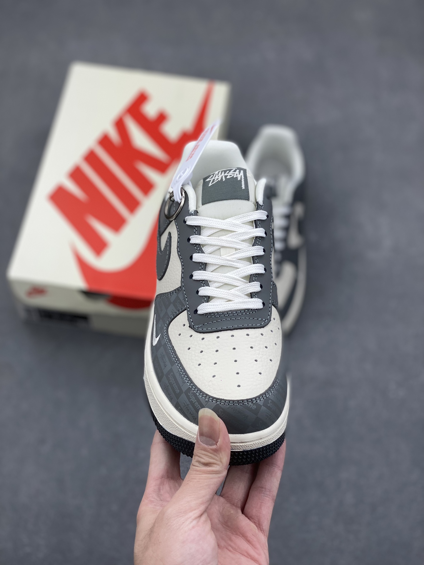 Nike Air Force 1 '07 Low Stussy Collab Sneakers - Cream/Grey Shadow Edition 3 i1732380956 2019 7