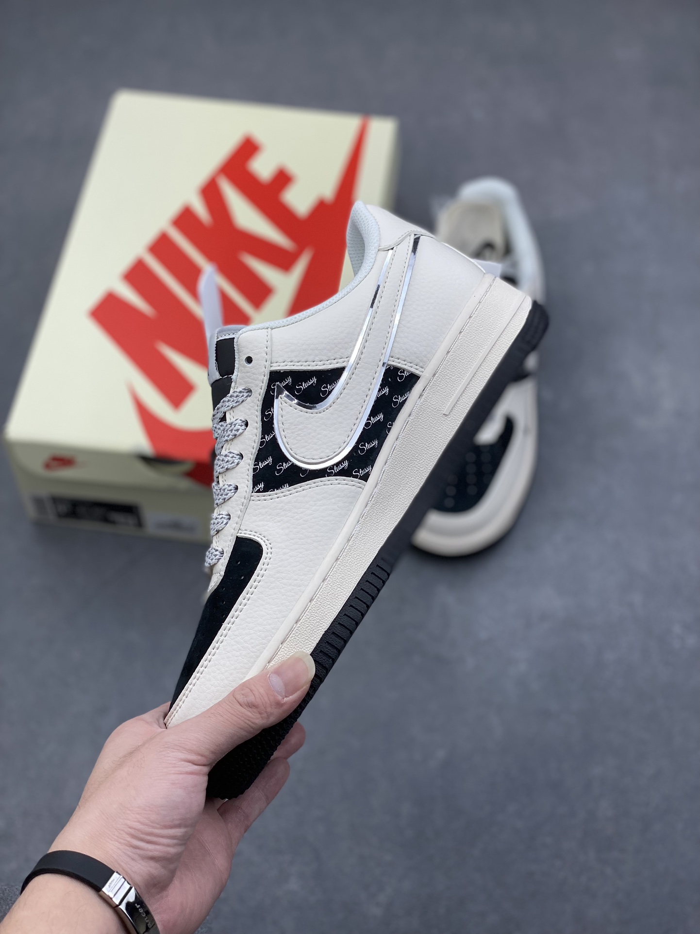 Nike Air Force 1 '07 Low Stussy Collab Sneakers - Cream/Black, Limited Edition 4 i1732380998 5002 3