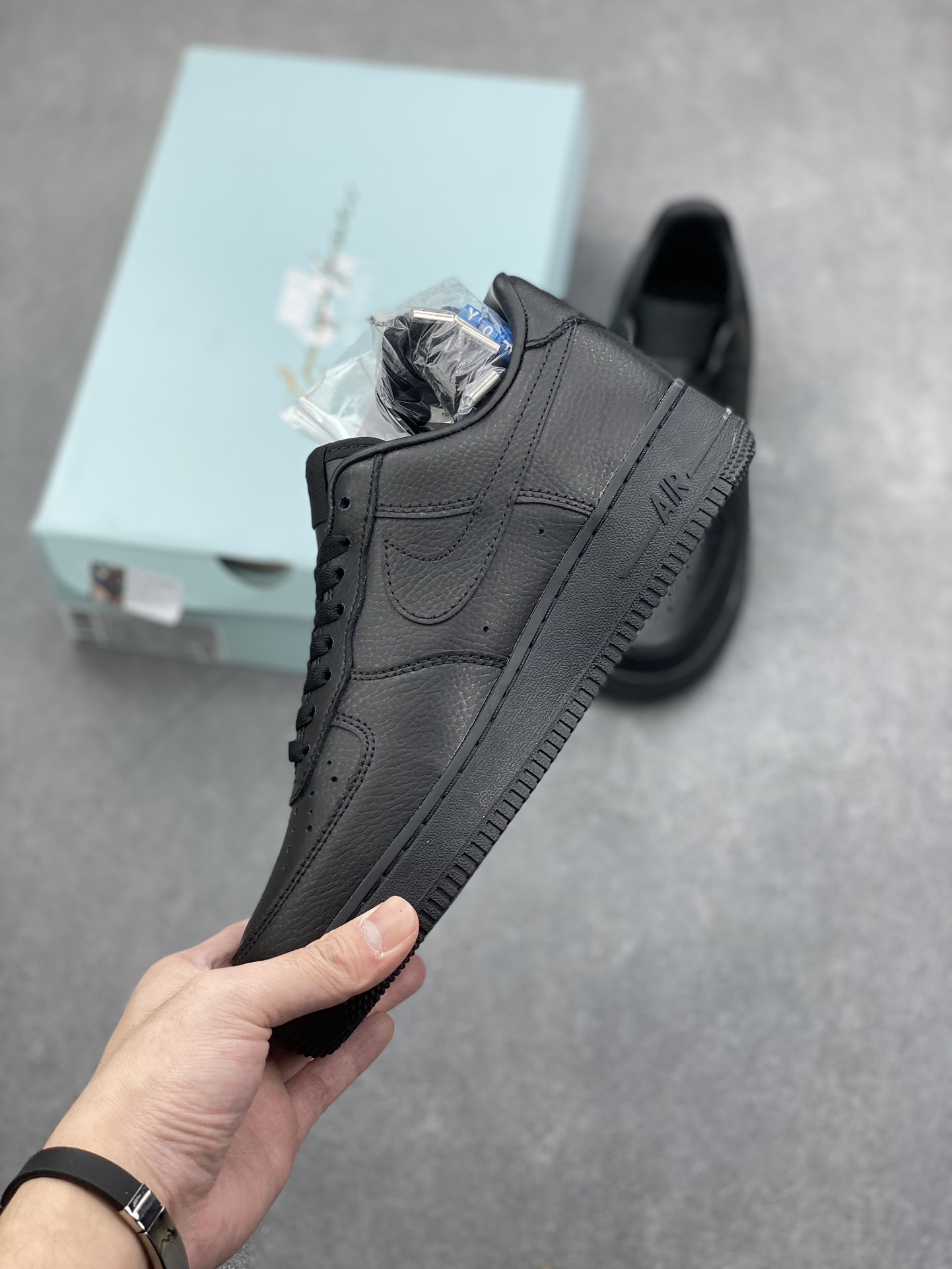 Nike Air Force 1 Low Black Leather Casual Sneaker CZ8065-001 4 i1732485583 9593 0