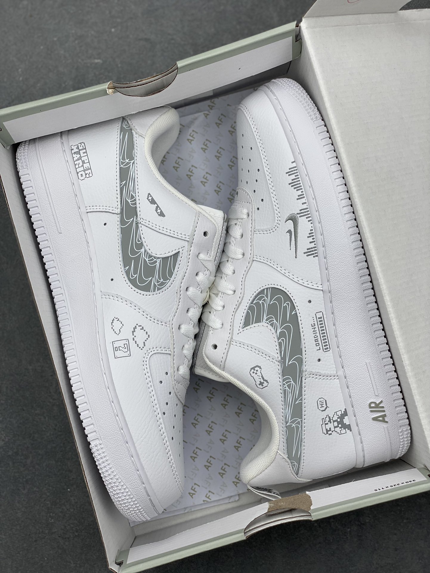 Nike Air Force 1 Low 'Mosaic' Sneakers - Retro Gaming Style - FB8971-030 10 i1732491040 3554 2