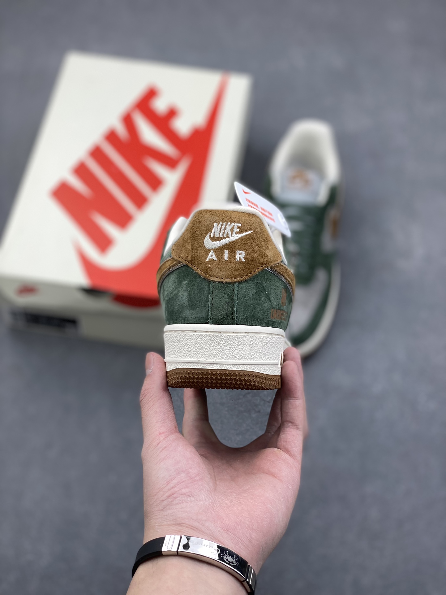 Nike Air Force 1 '07 Low UN Green Sneakers - Limited Edition 5 i1732491180 6390 2