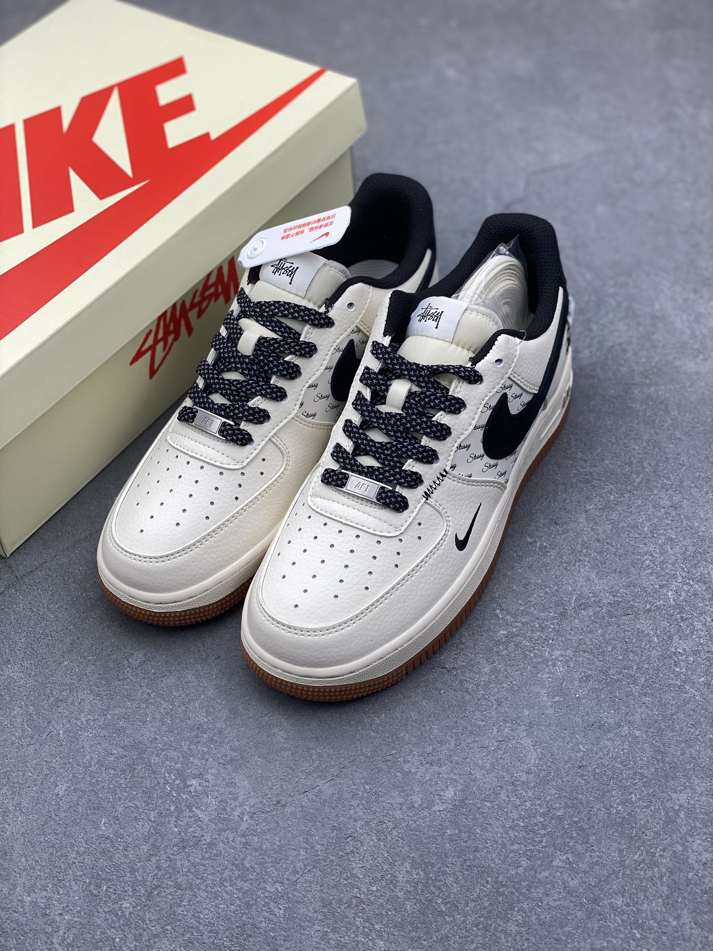 Nike Air Force 1 '07 Low Stussy Collab Sneakers - Limited Edition, Beige/Black 9 i1732564605 1847 1