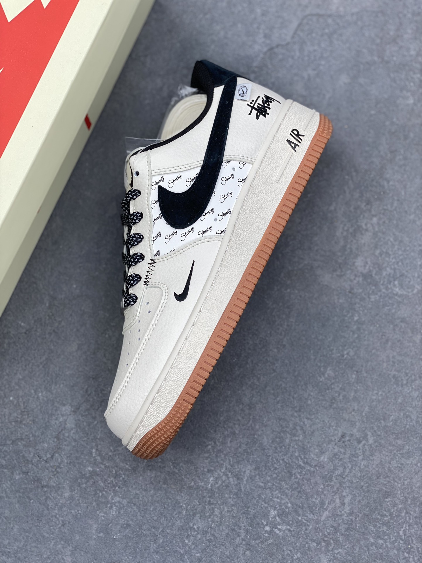 Nike Air Force 1 '07 Low Stussy Collab Sneakers - Limited Edition, Beige/Black 8 i1732564605 7911 7